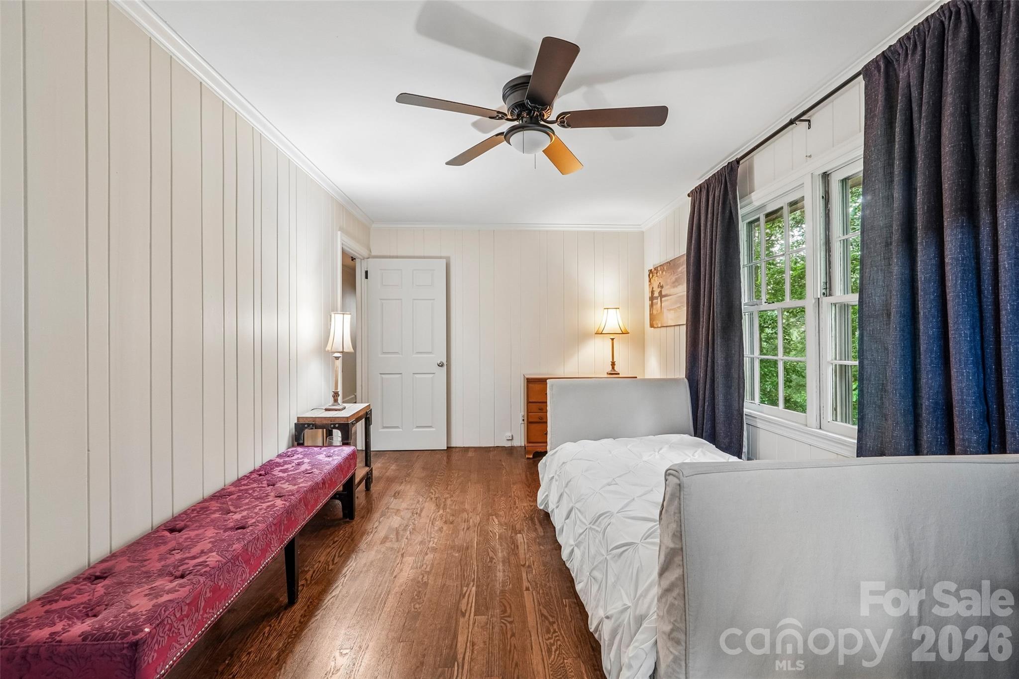 514 Lakeside Drive Property Photo 14