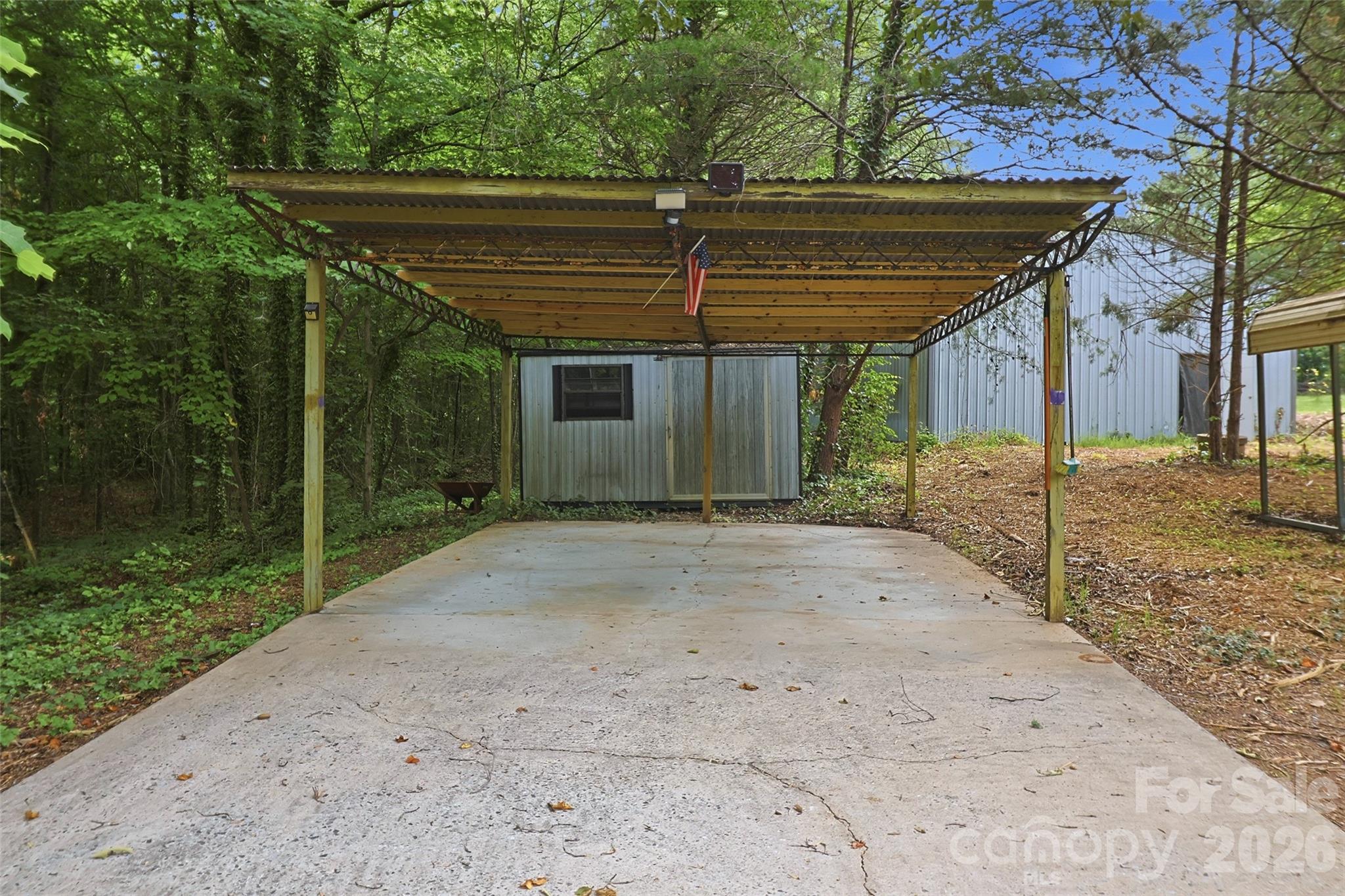 153 Southwinds Drive Property Photo 7