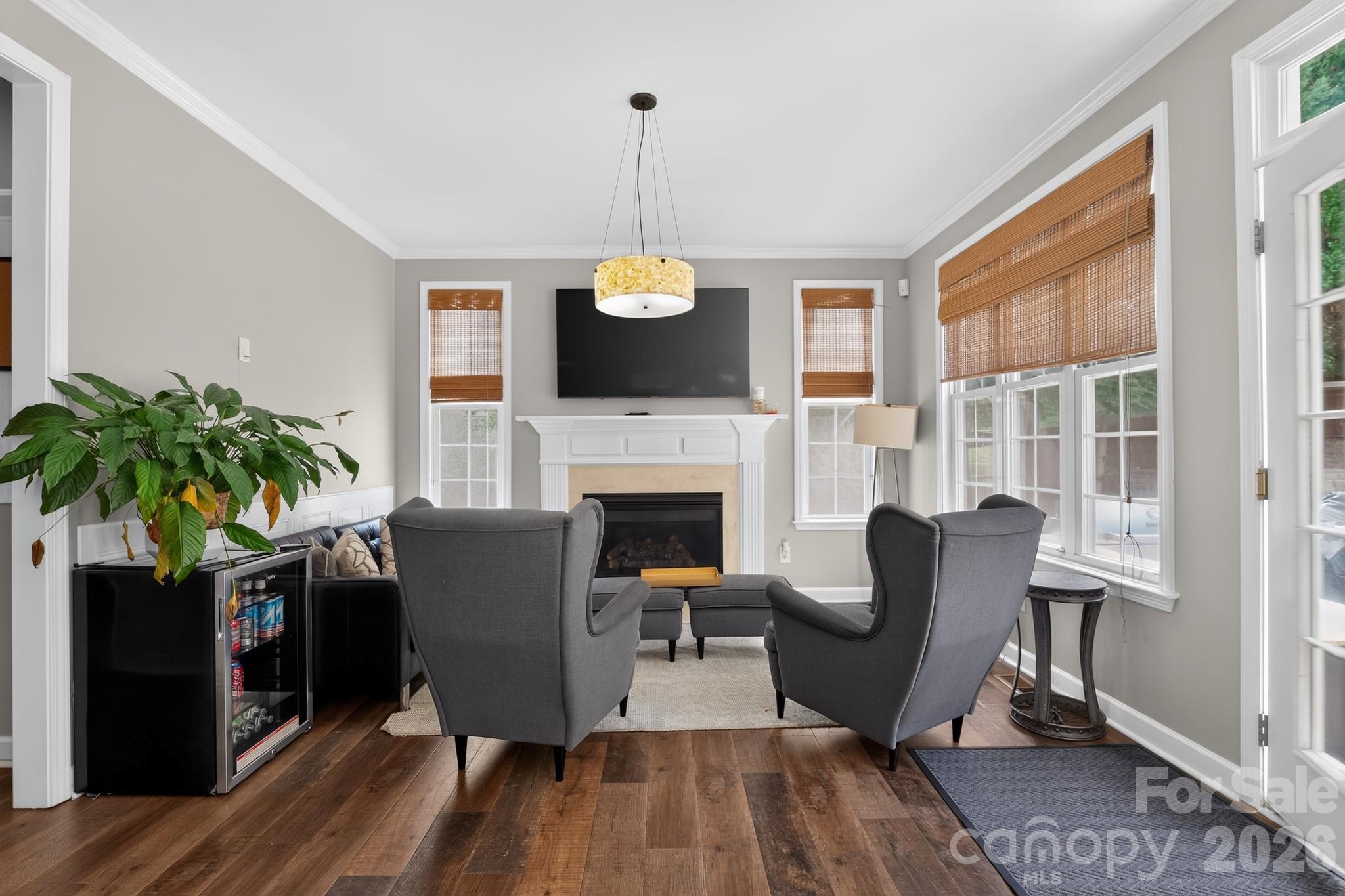 9169 Drayton Lane Property Photo 8
