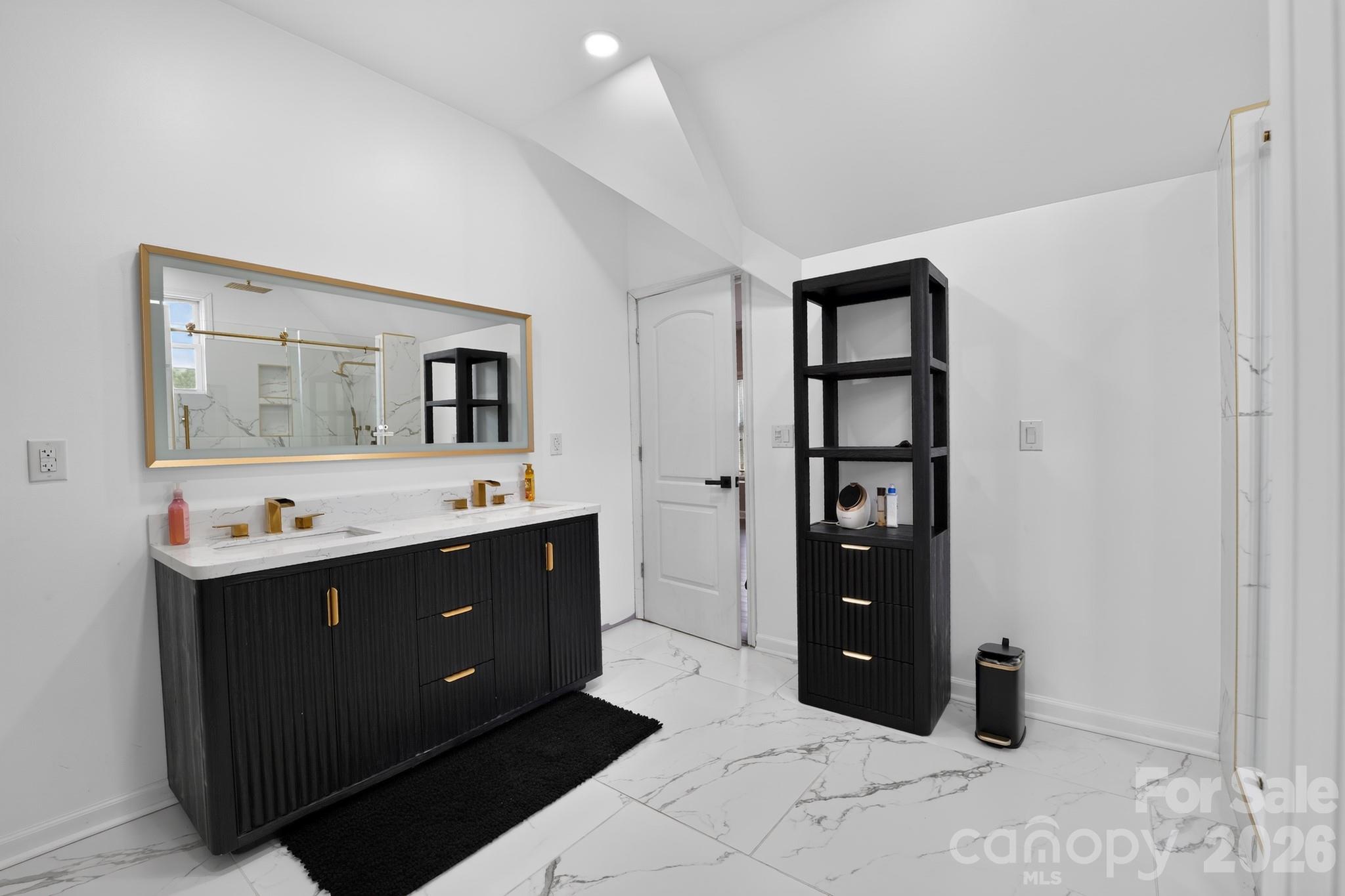 9169 Drayton Lane Property Photo 22