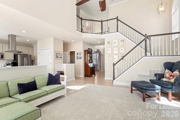 4442 Huntscroft Lane Property Photo 8
