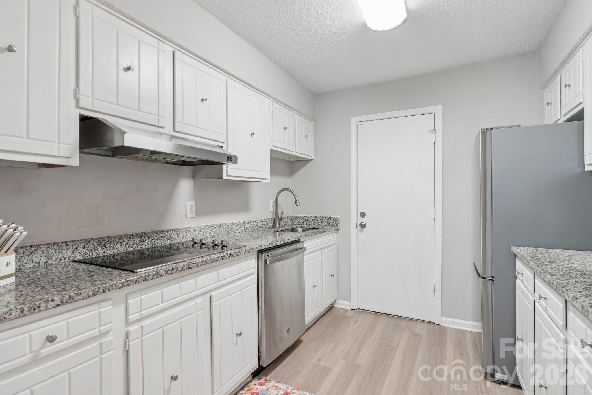 4736 Hedgemore Drive G Property Photo 13