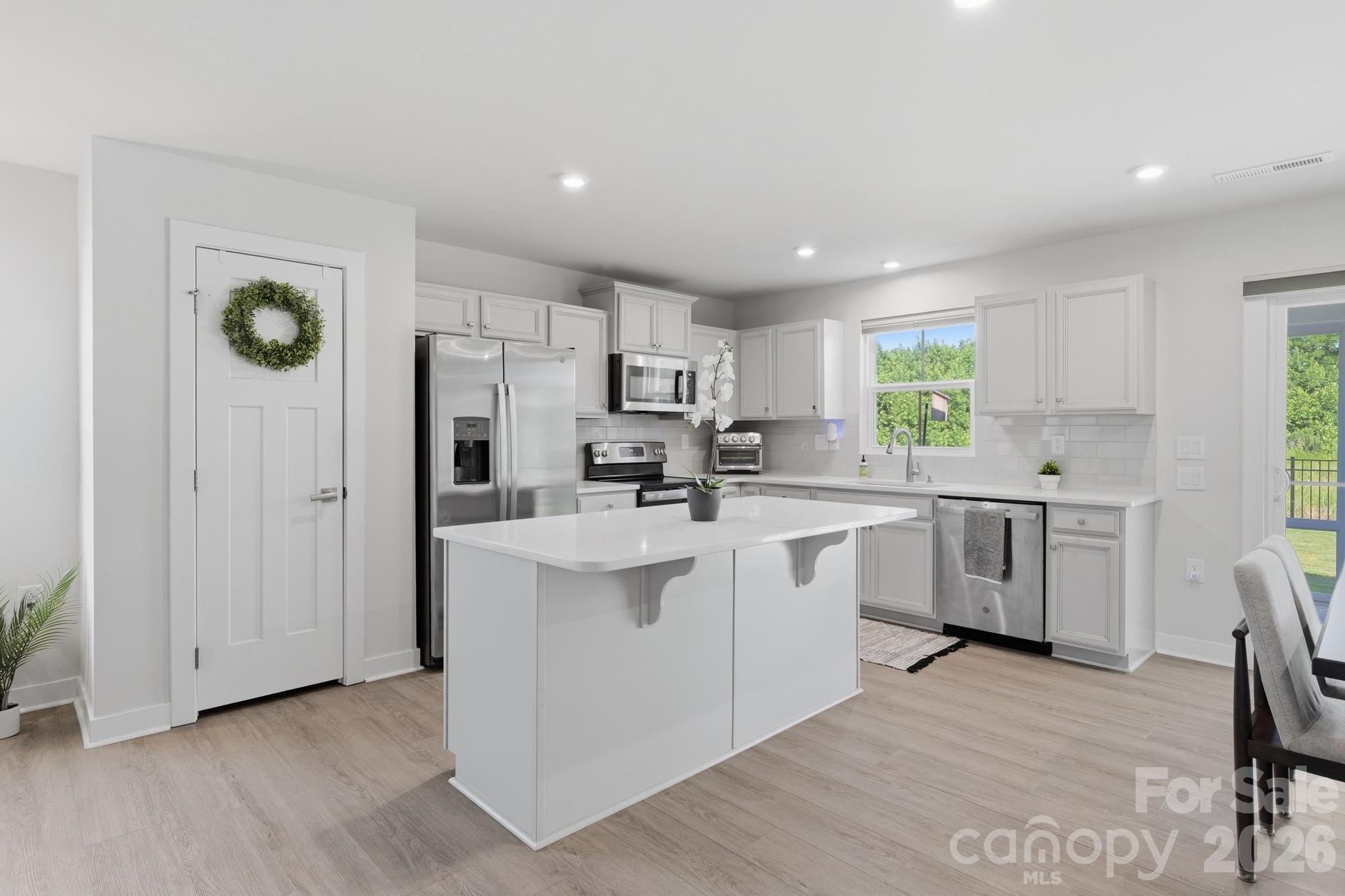 254 Damask Drive Property Photo 10