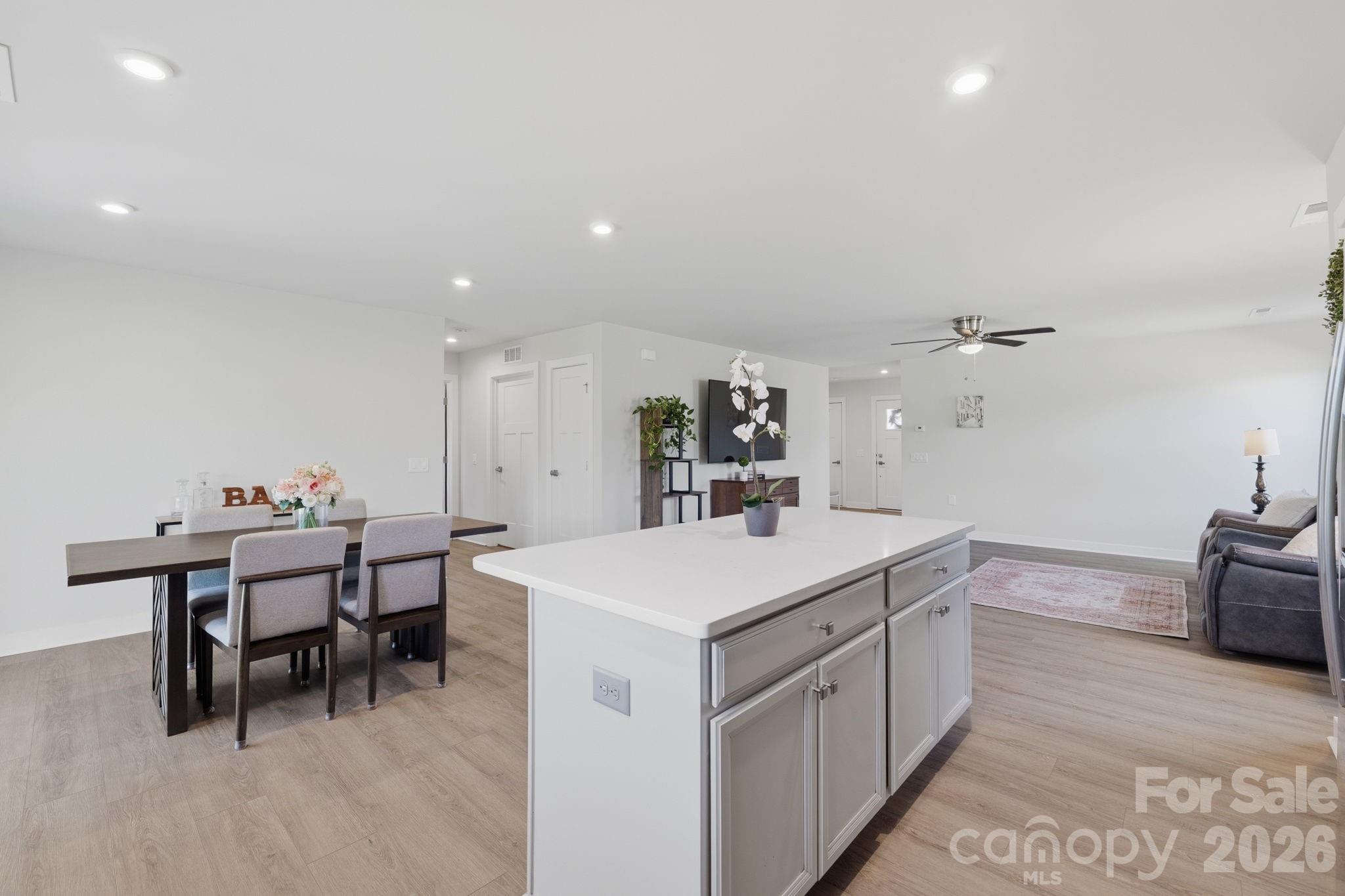 254 Damask Drive Property Photo 12