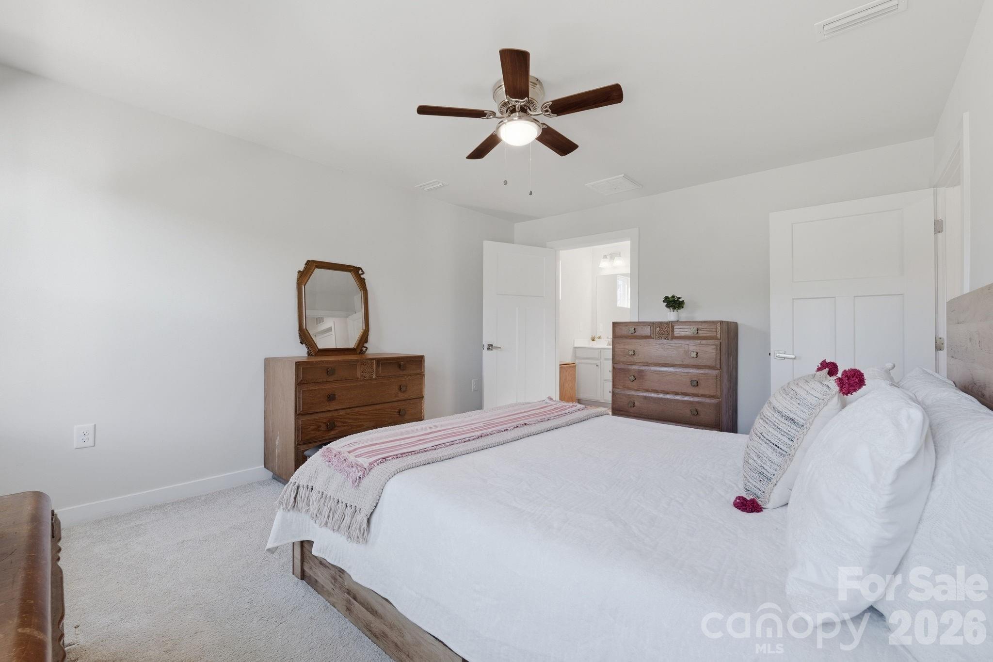254 Damask Drive Property Photo 14
