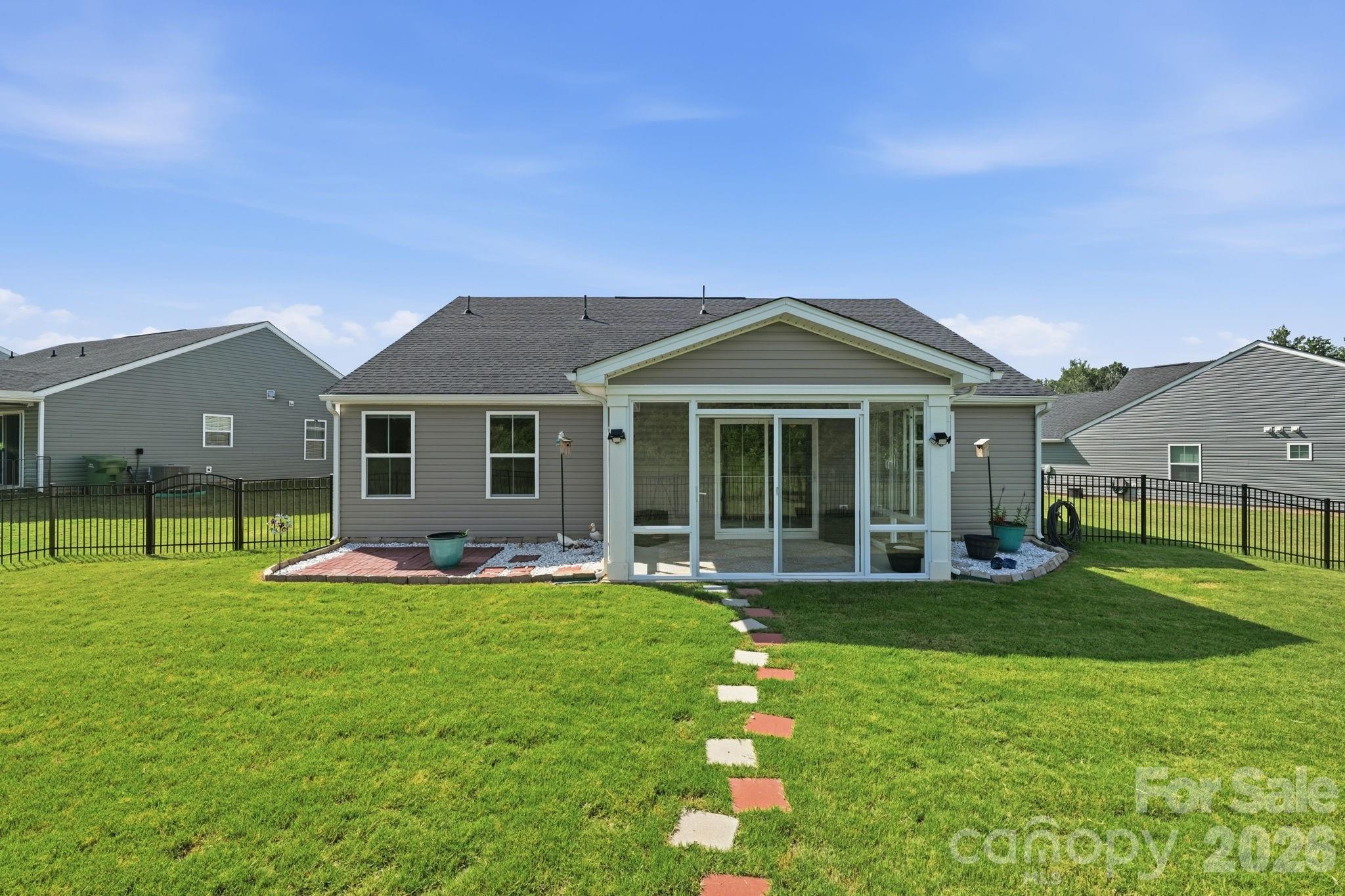 254 Damask Drive Property Photo 25