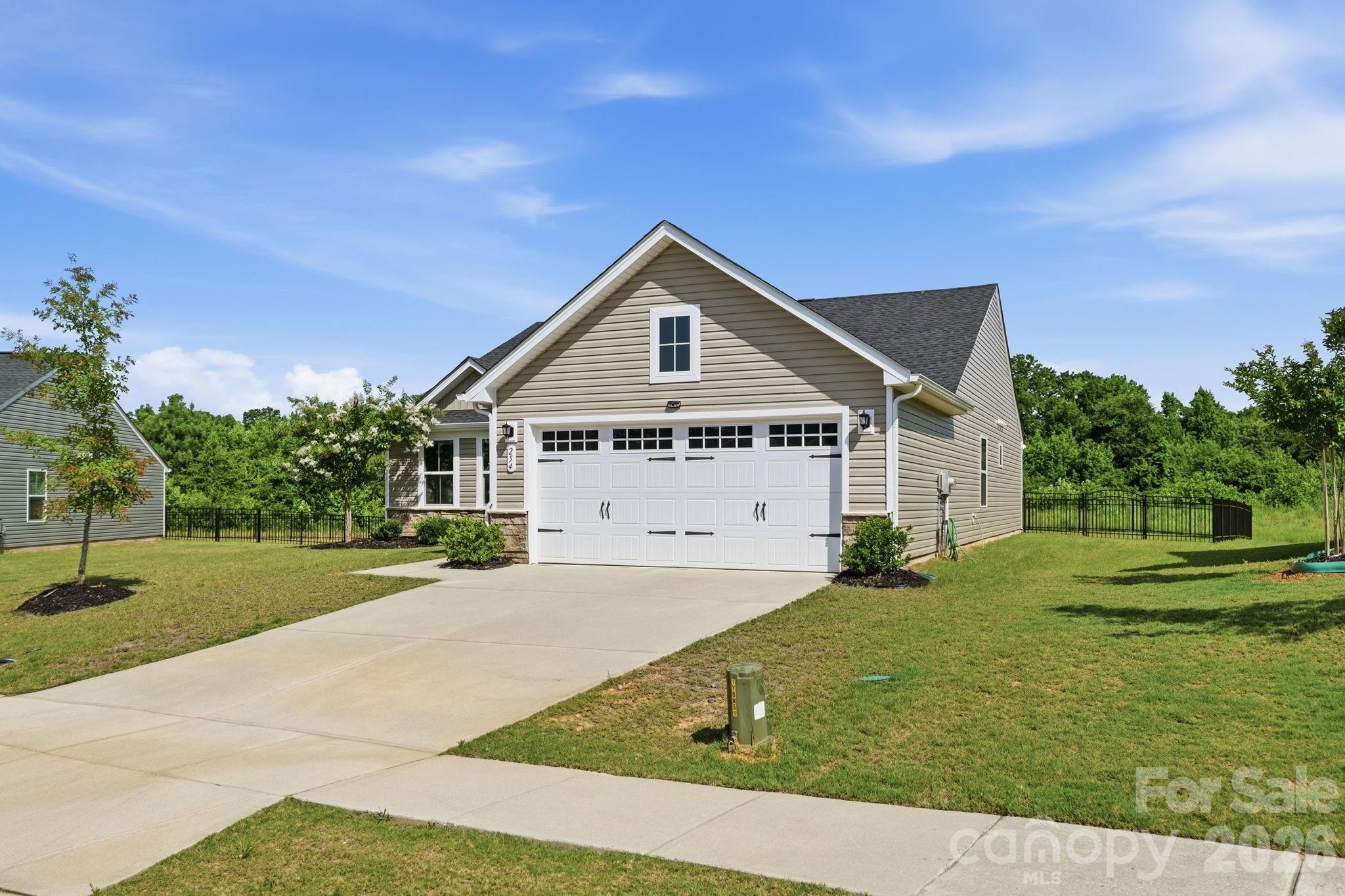 254 Damask Drive Property Photo 30