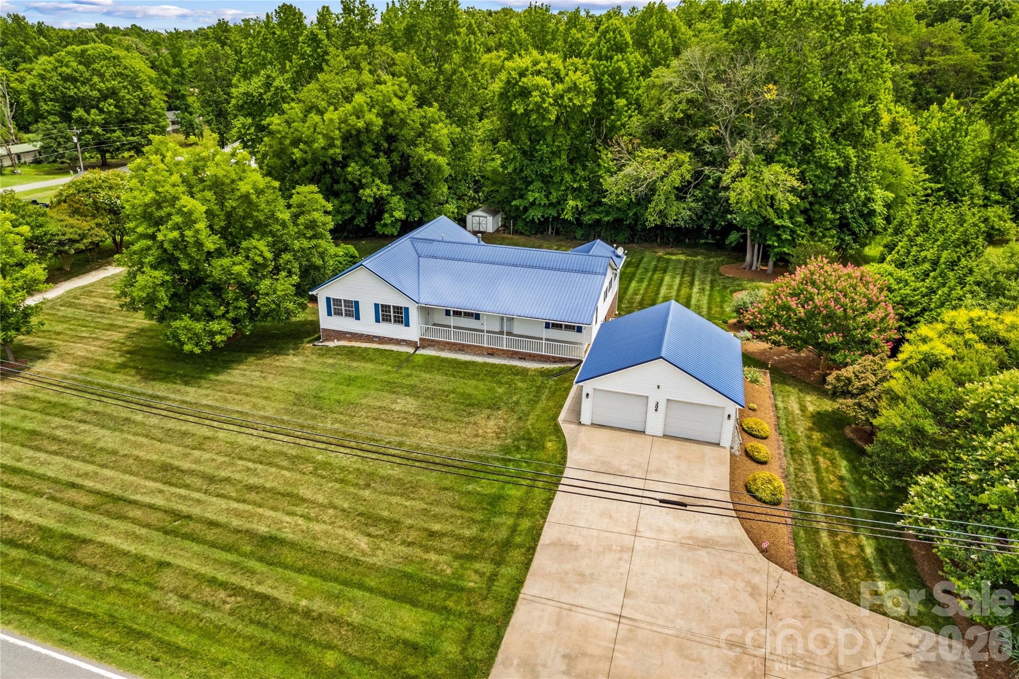 306 3rd Creek Church Road Property Photo 5