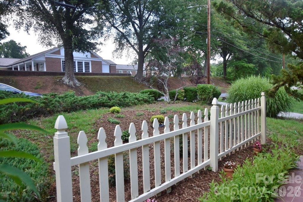 105 Silver Creek Road Property Photo 11