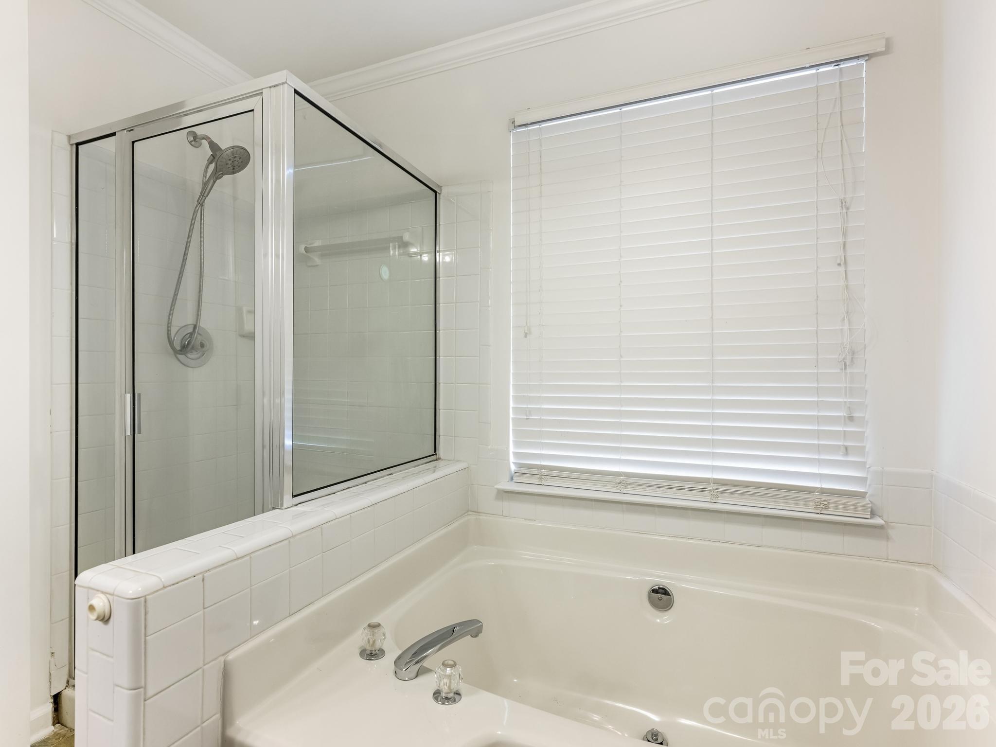 2940 Hosta Drive Property Photo 14