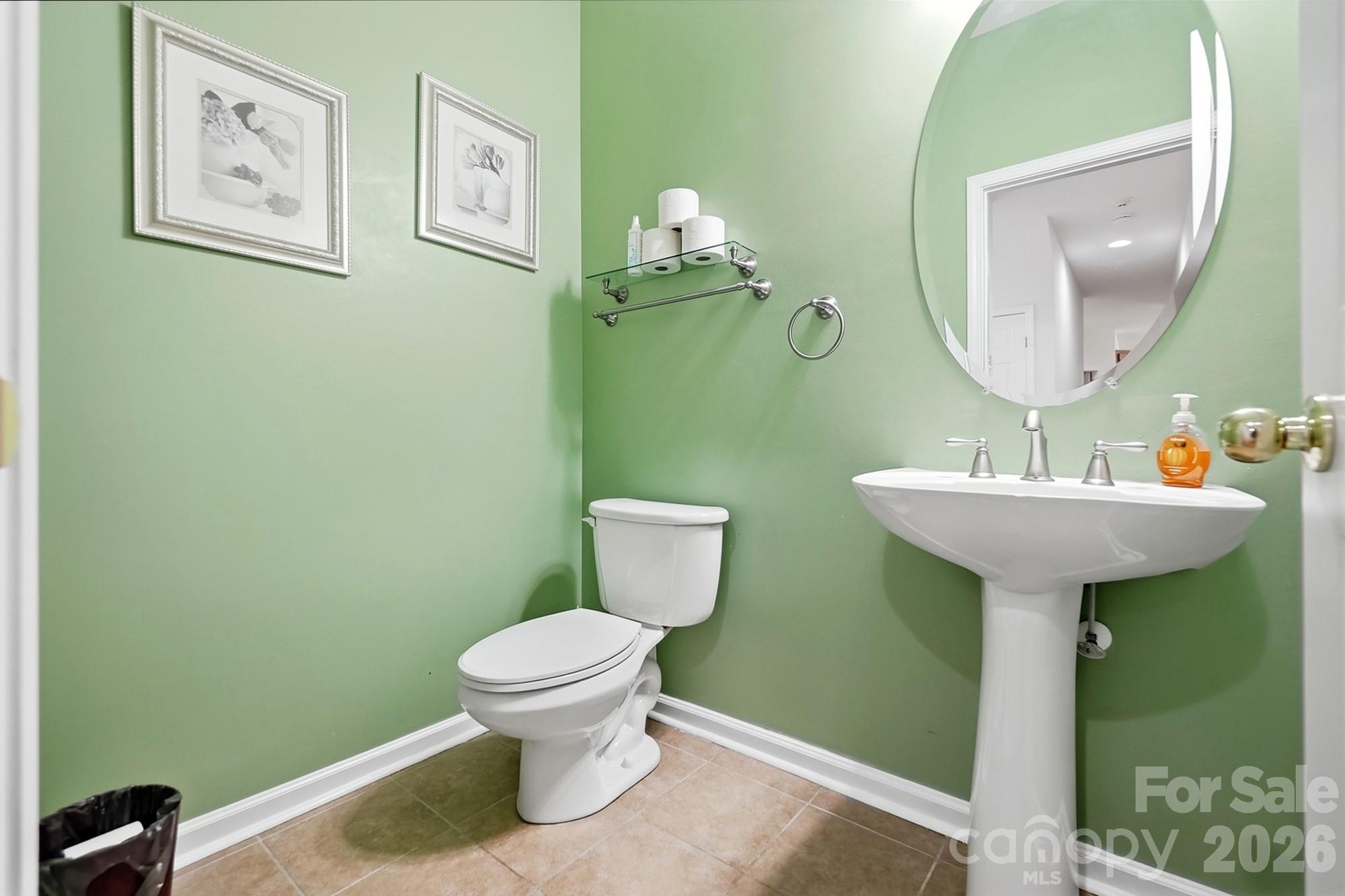 2330 Harvester Avenue Property Photo 23