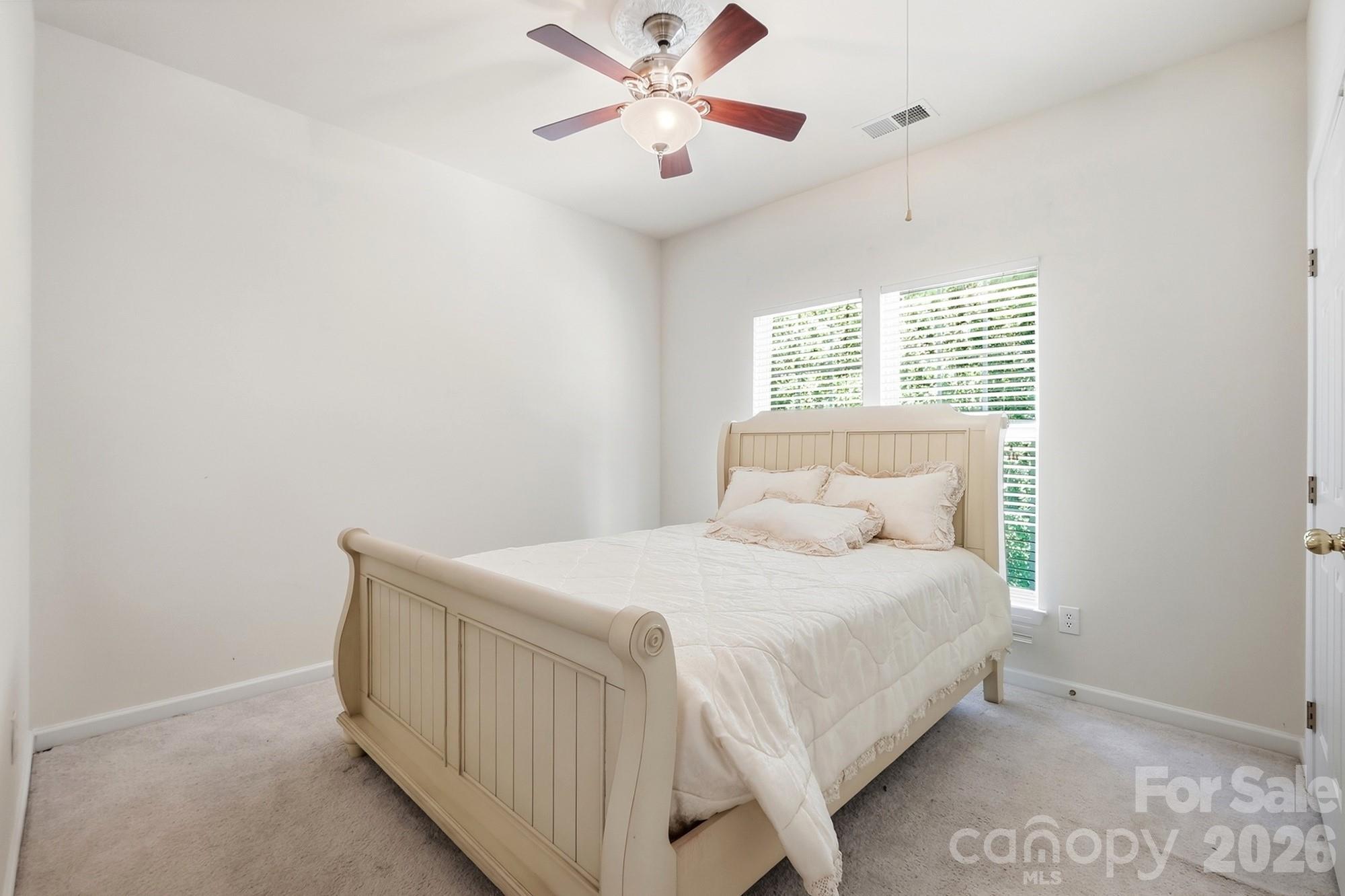 2330 Harvester Avenue Property Photo 32
