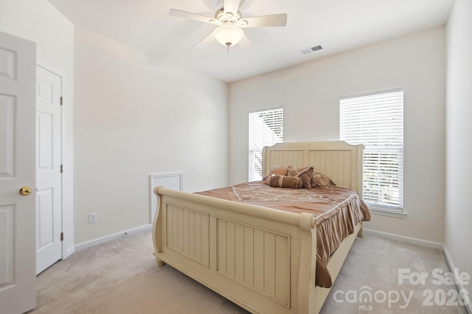 2330 Harvester Avenue Property Photo 38
