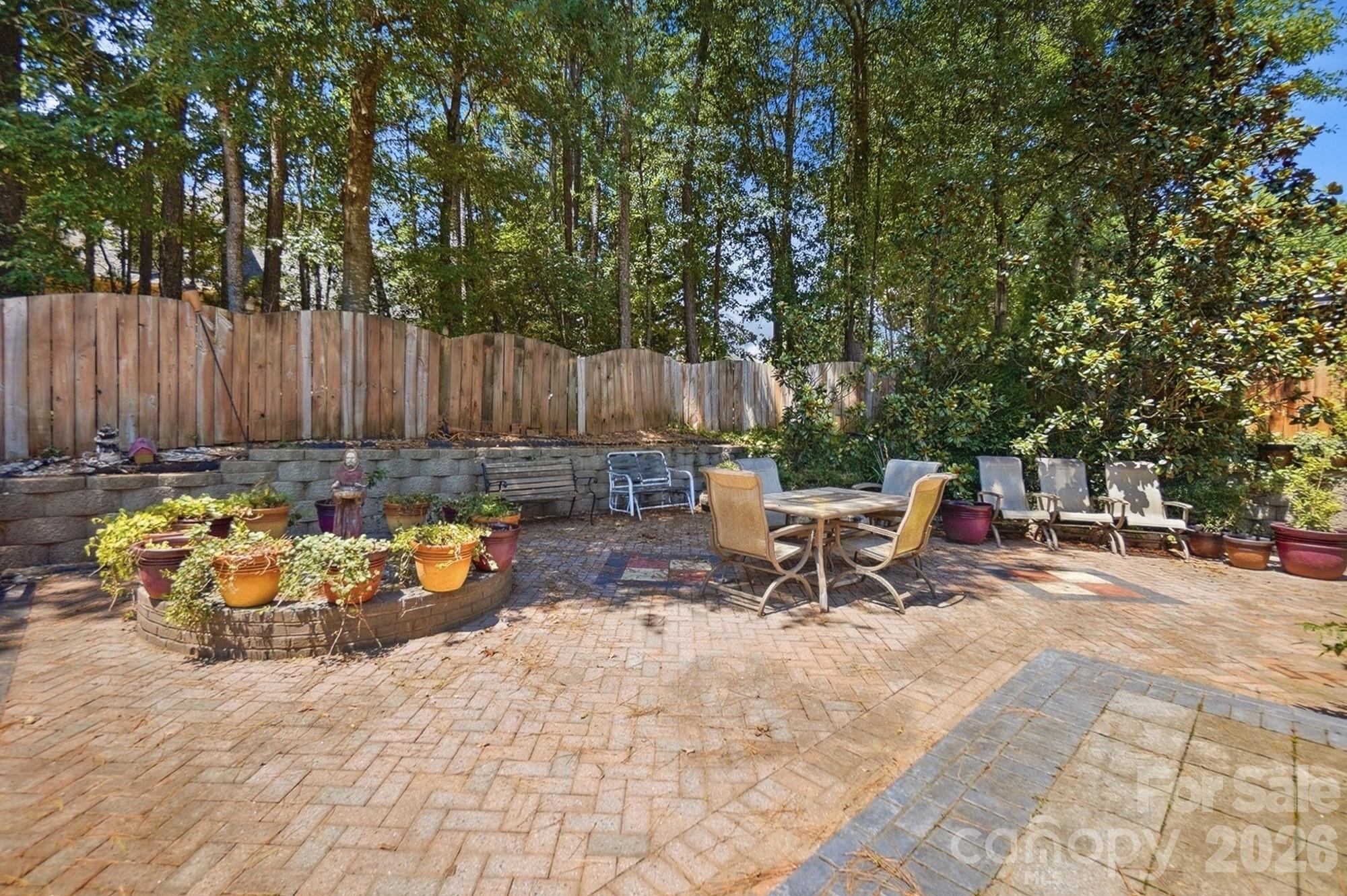 2330 Harvester Avenue Property Photo 41