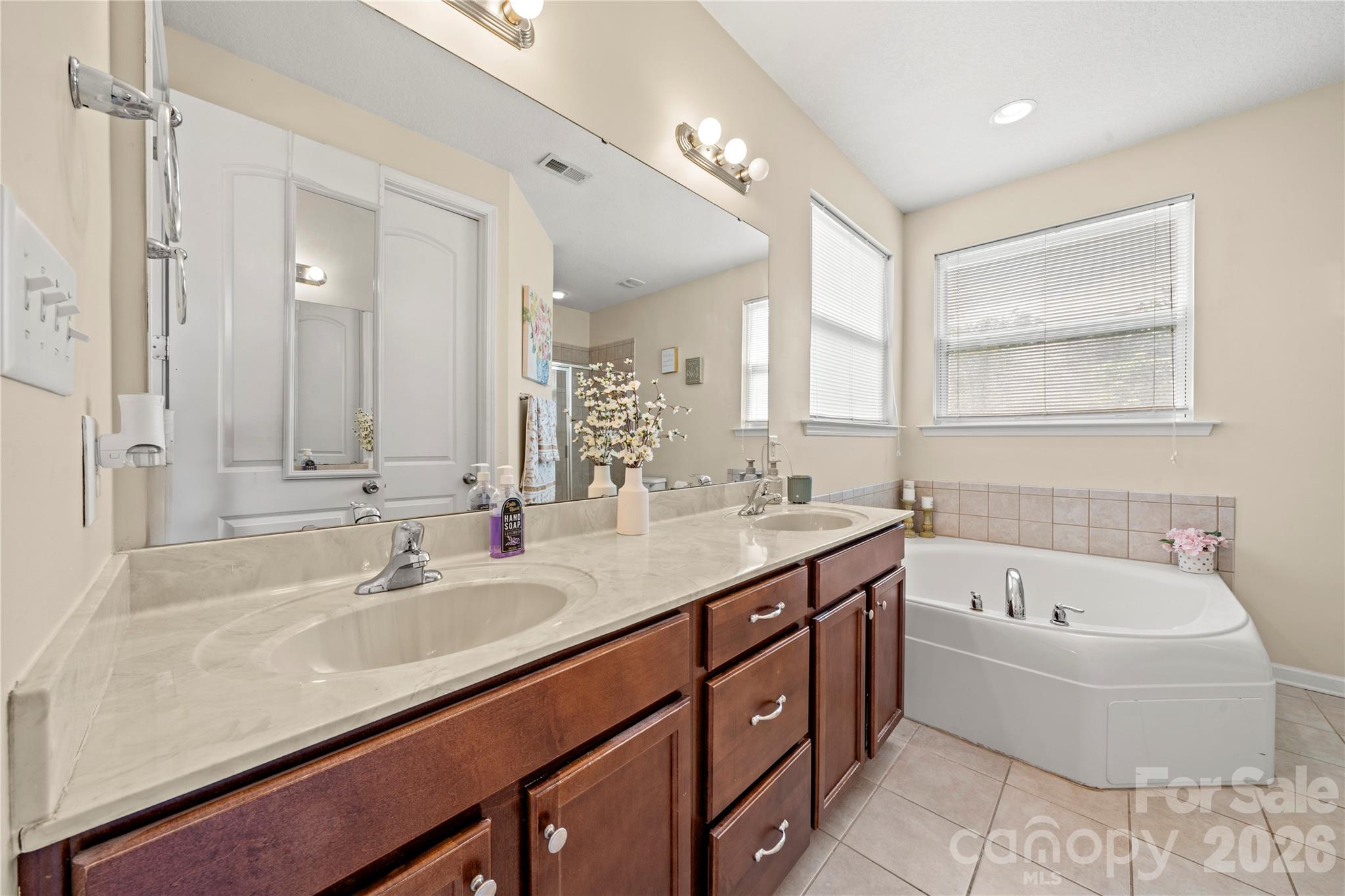 5610 Turtleback Court Property Photo 24