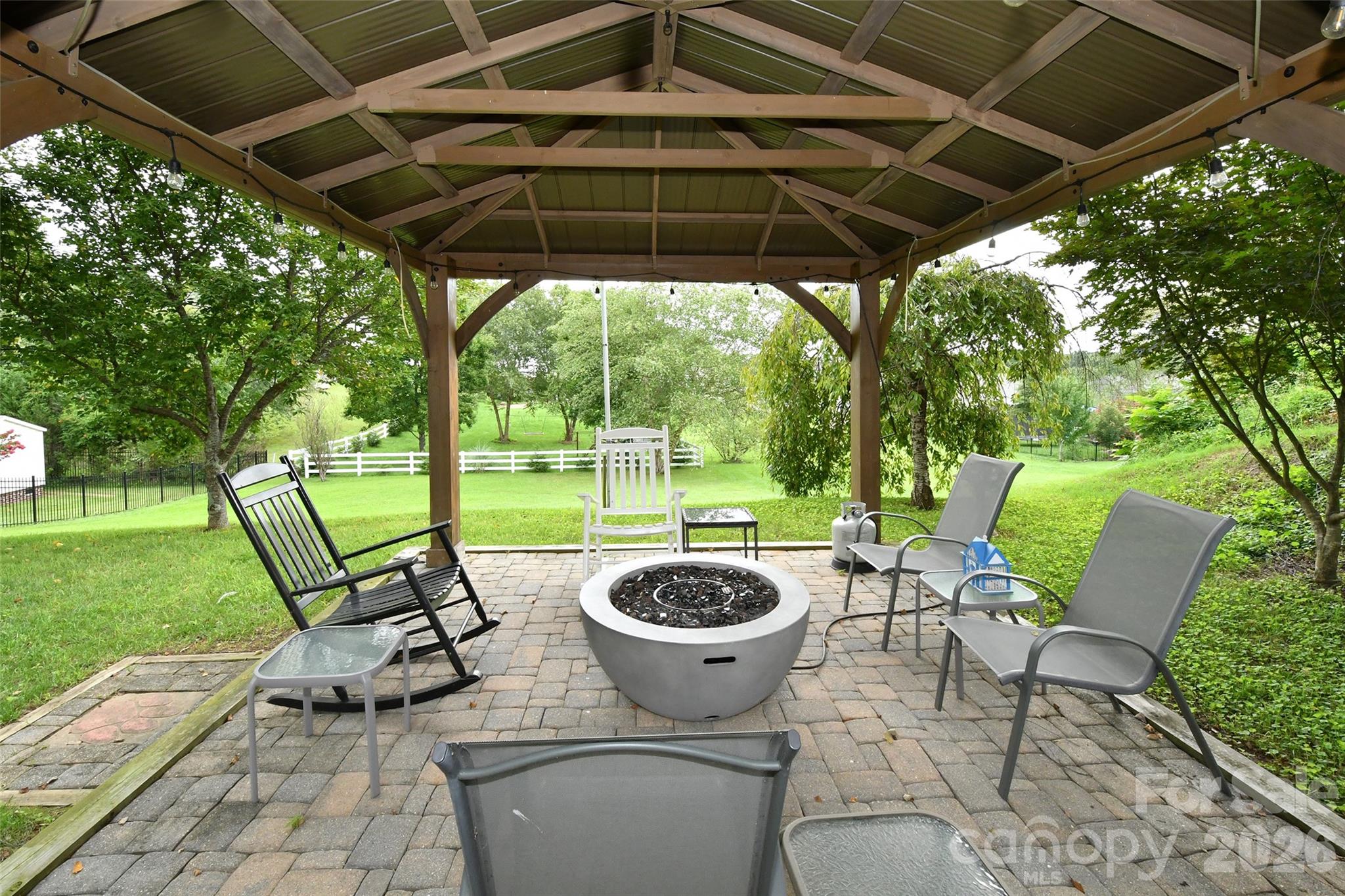 2525 Brook Stone Drive Property Photo 27