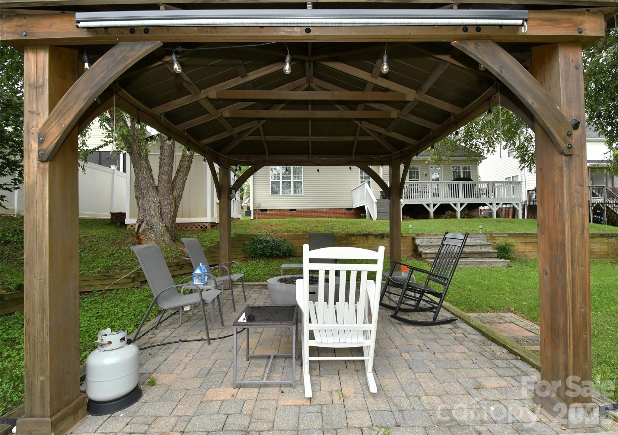 2525 Brook Stone Drive Property Photo 28