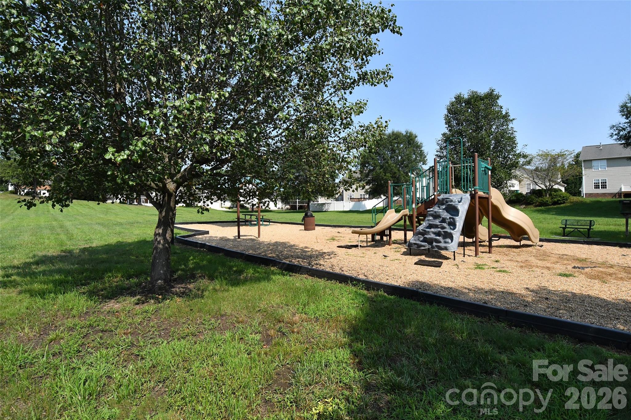2525 Brook Stone Drive Property Photo 32