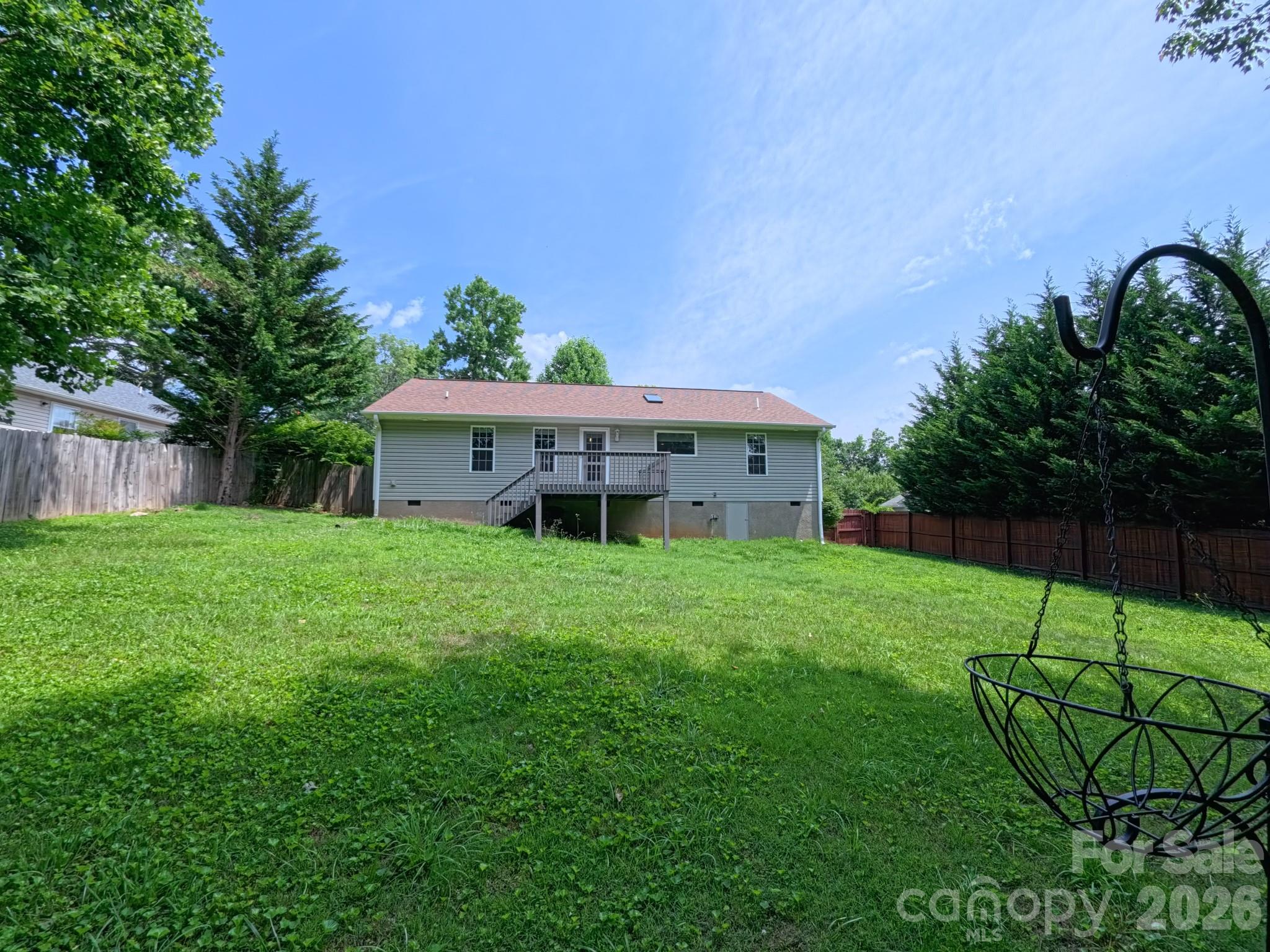 101 Tail Feather Lane Property Photo 4