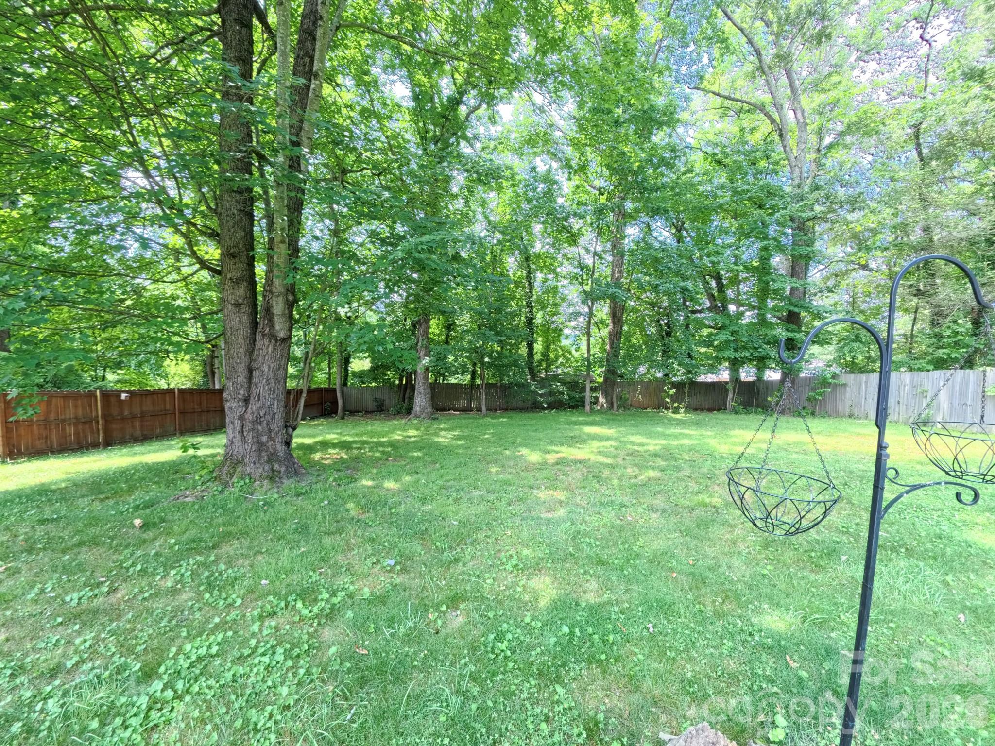 101 Tail Feather Lane Property Photo 5