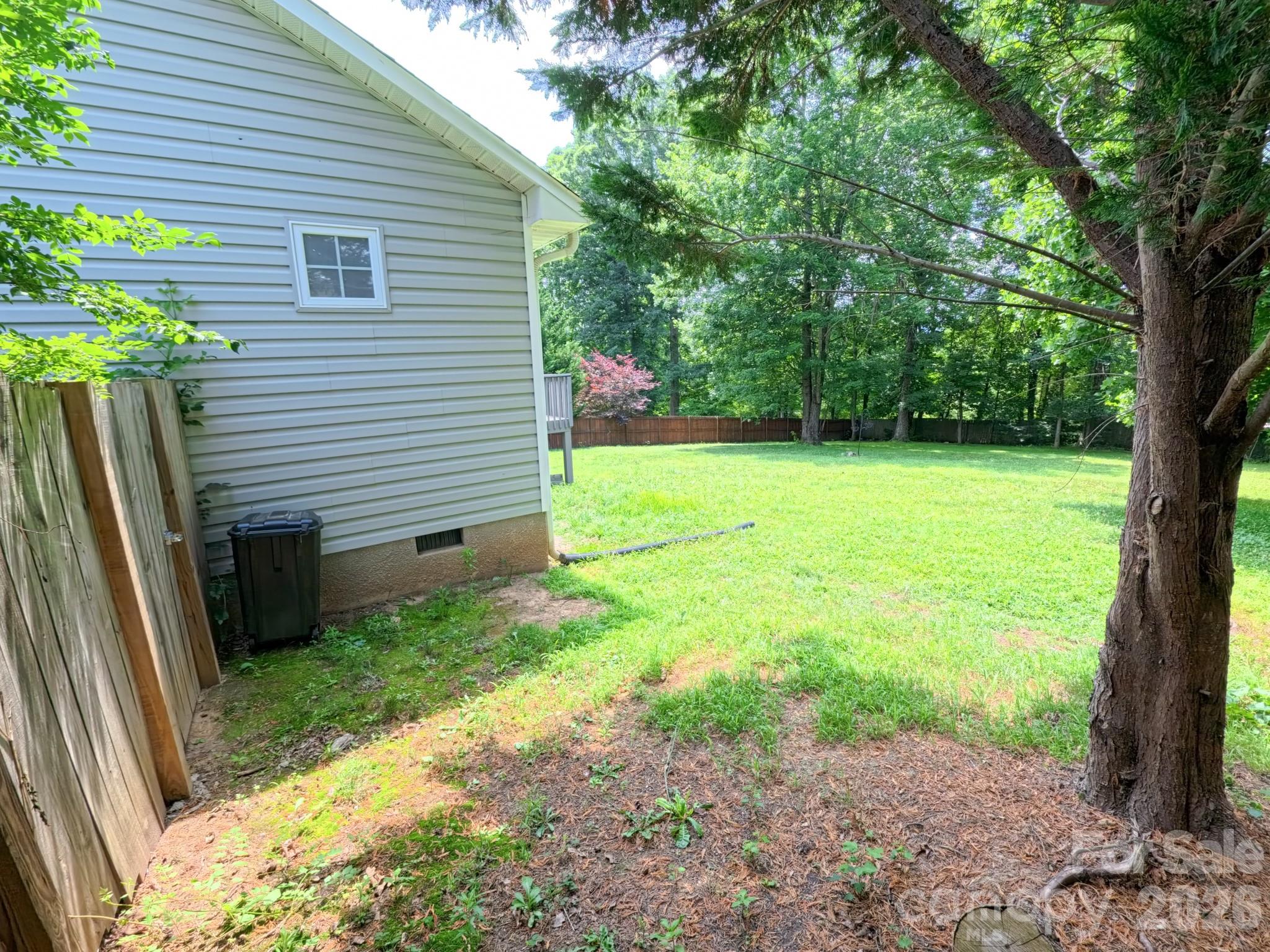 101 Tail Feather Lane Property Photo 6