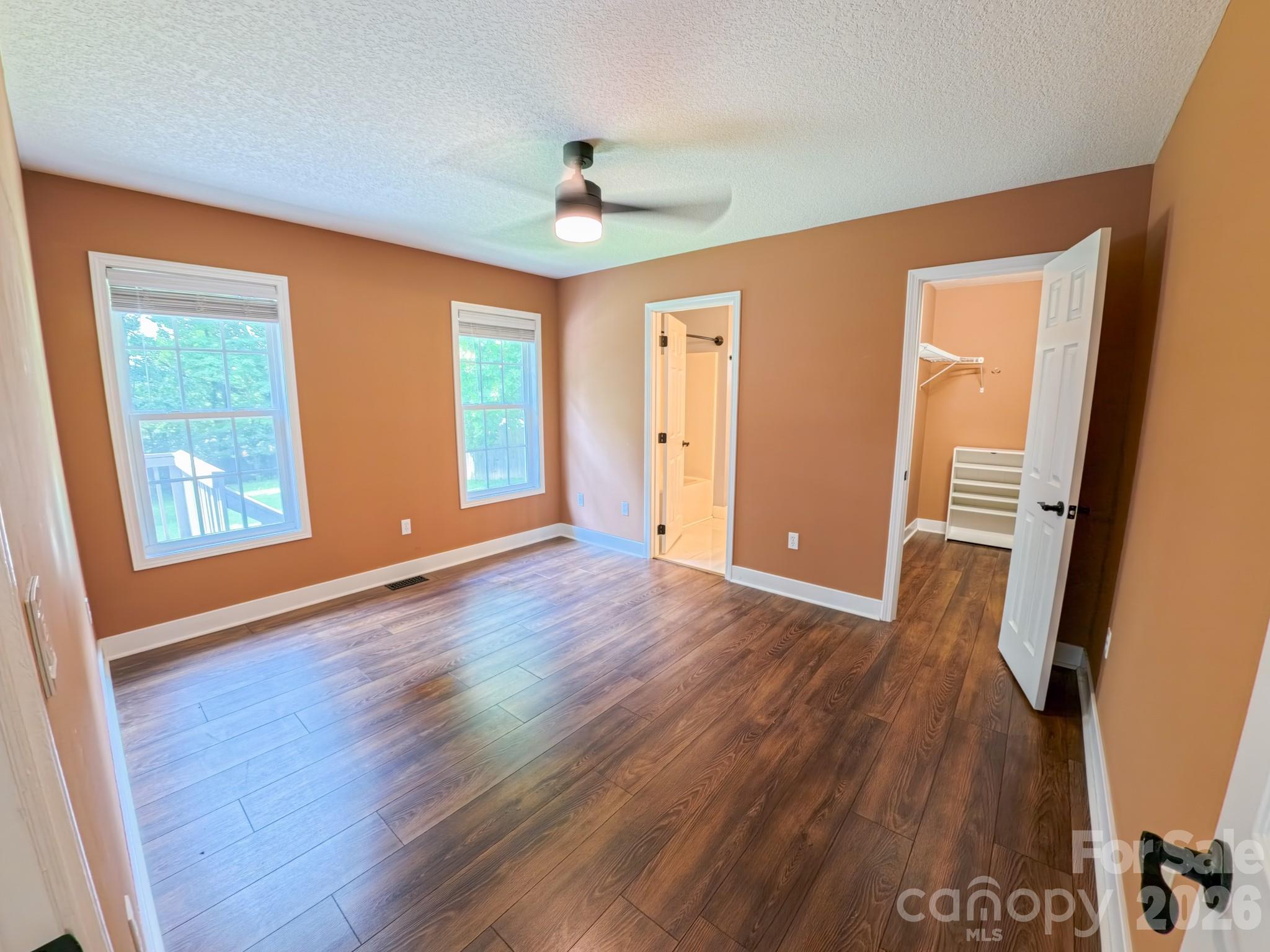 101 Tail Feather Lane Property Photo 10