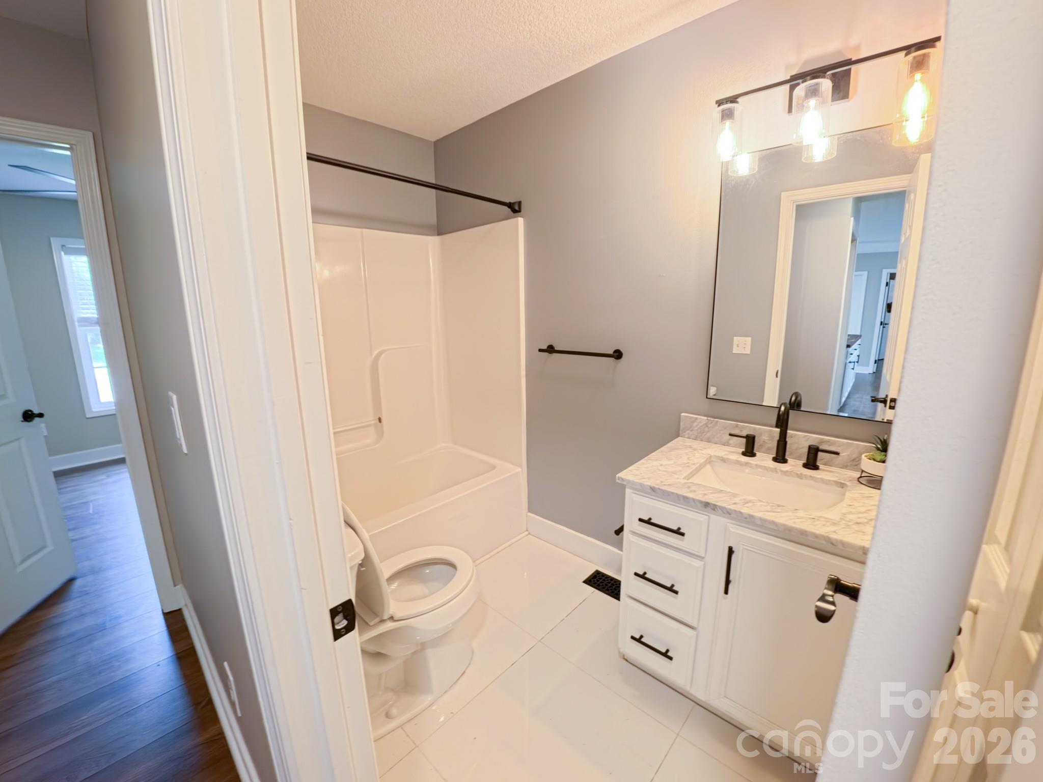 101 Tail Feather Lane Property Photo 17