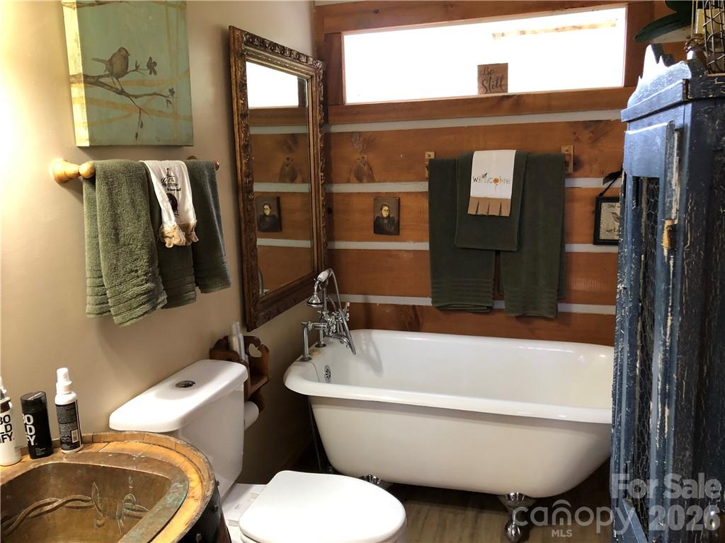 836 Burney Mountain Road Property Photo 15