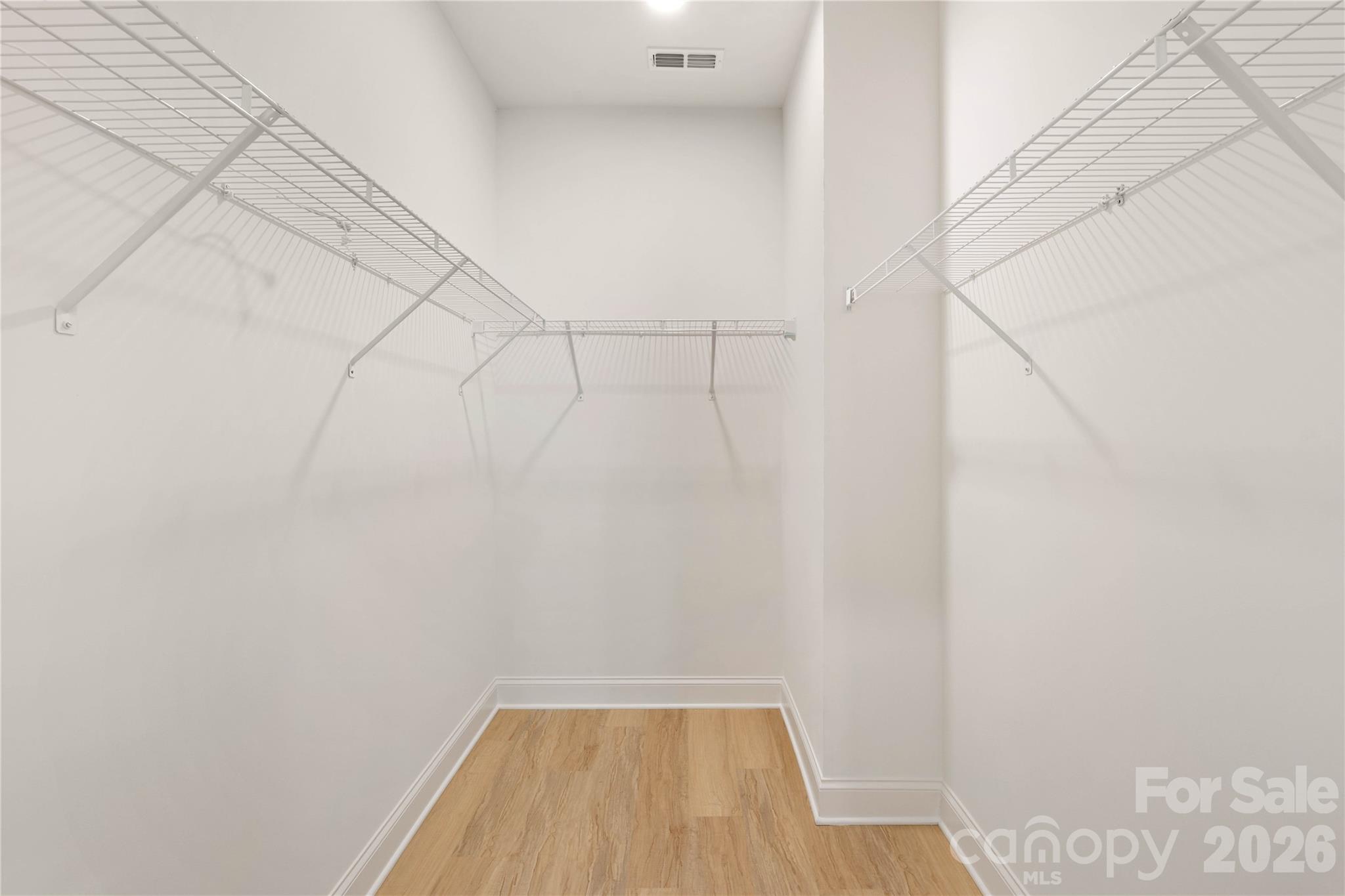 315 W Chestnut Street Property Photo 18