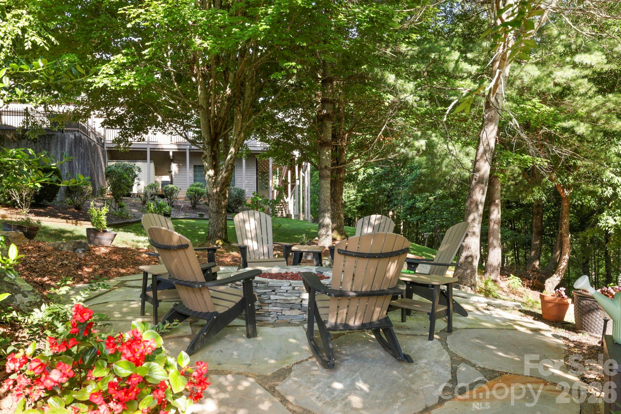 19 Thornapple Drive Property Photo 2