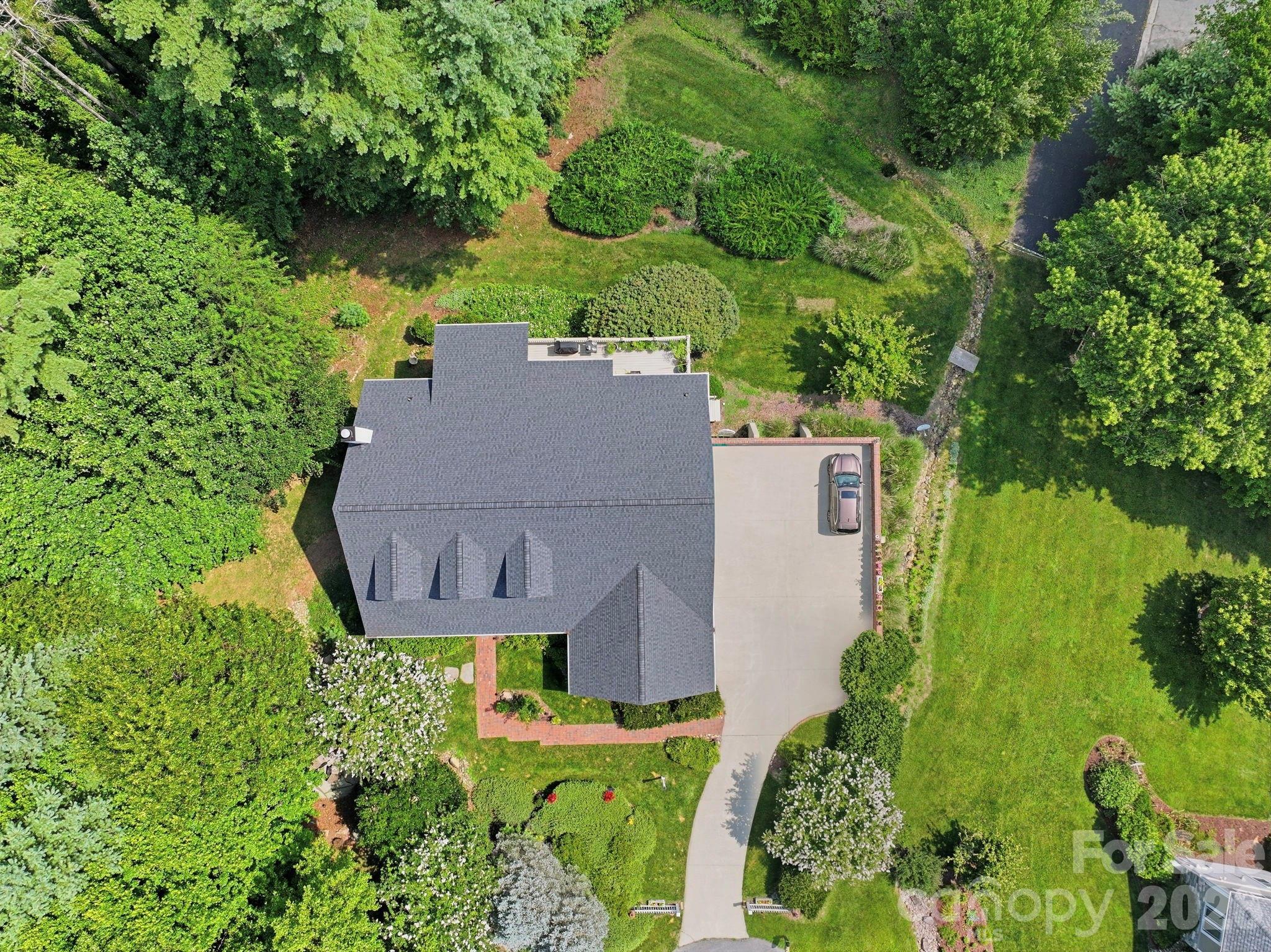 19 Thornapple Drive Property Photo 40