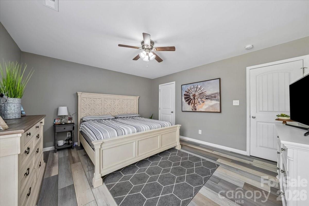 5071 Sedgefield Drive Property Photo 13