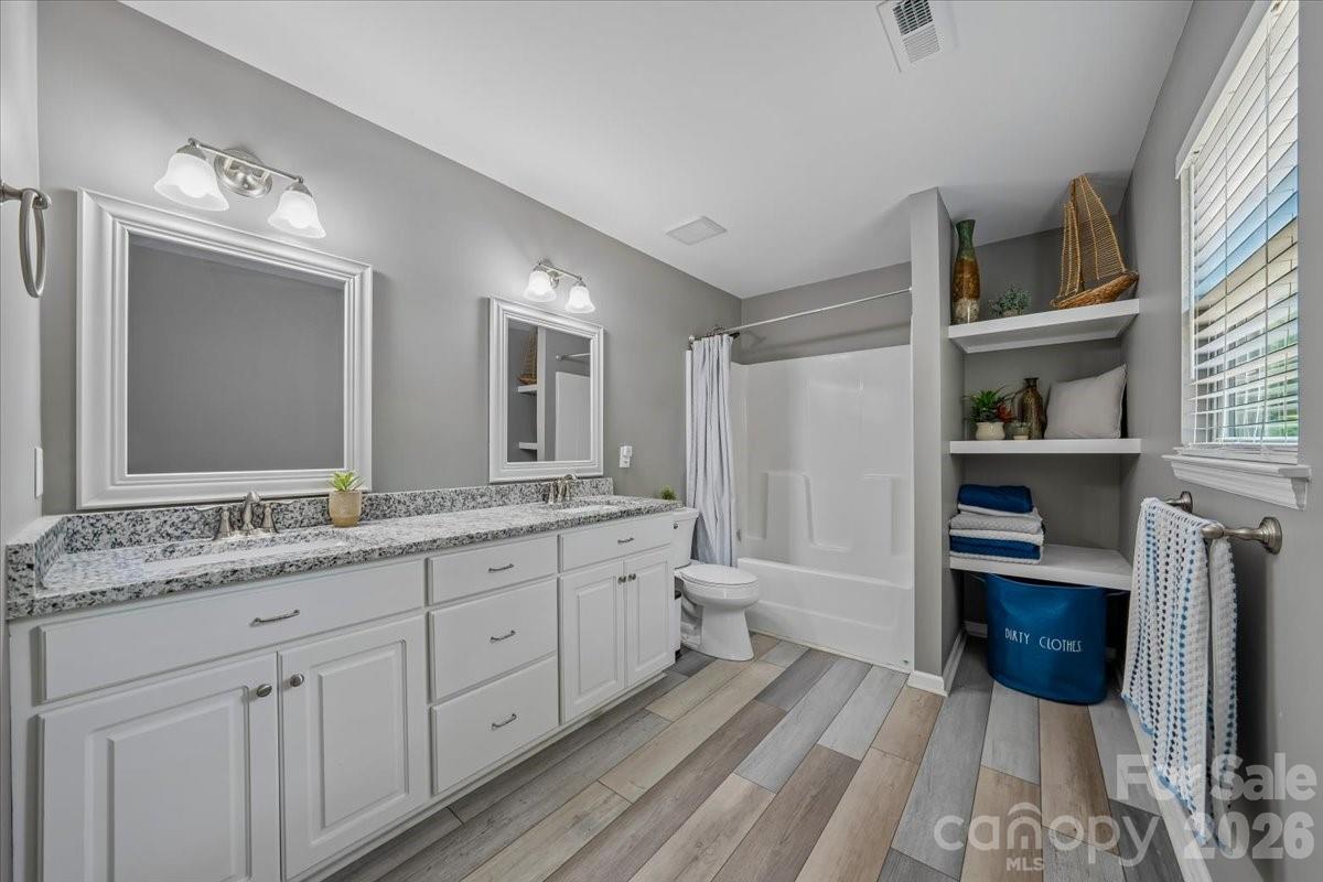 5071 Sedgefield Drive Property Photo 14