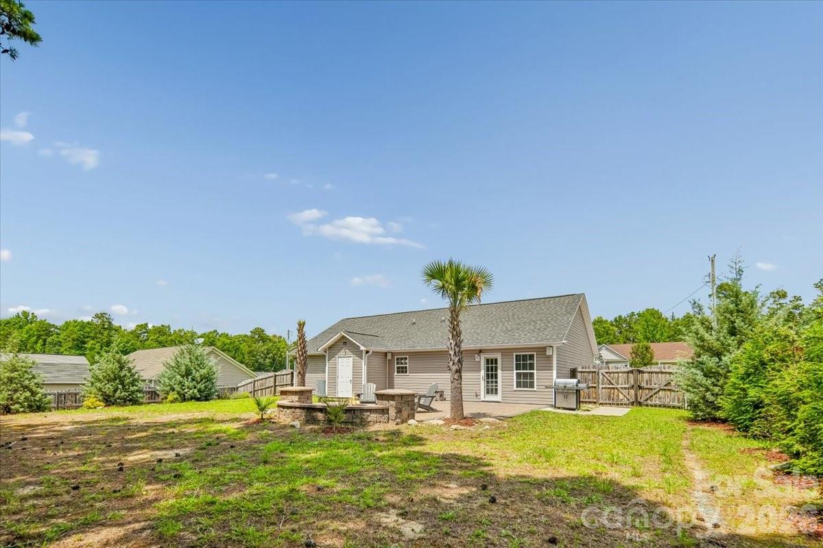 5071 Sedgefield Drive Property Photo 23