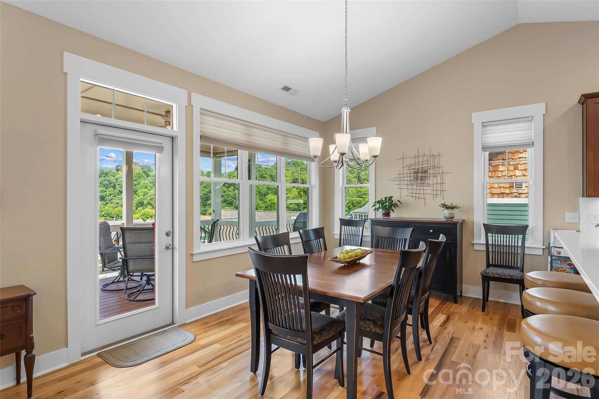 15 Craftsman View Drive Property Photo 9