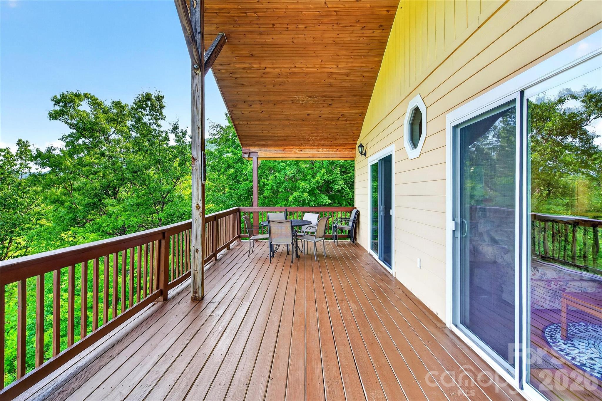40 E Valley View Drive Property Photo 6