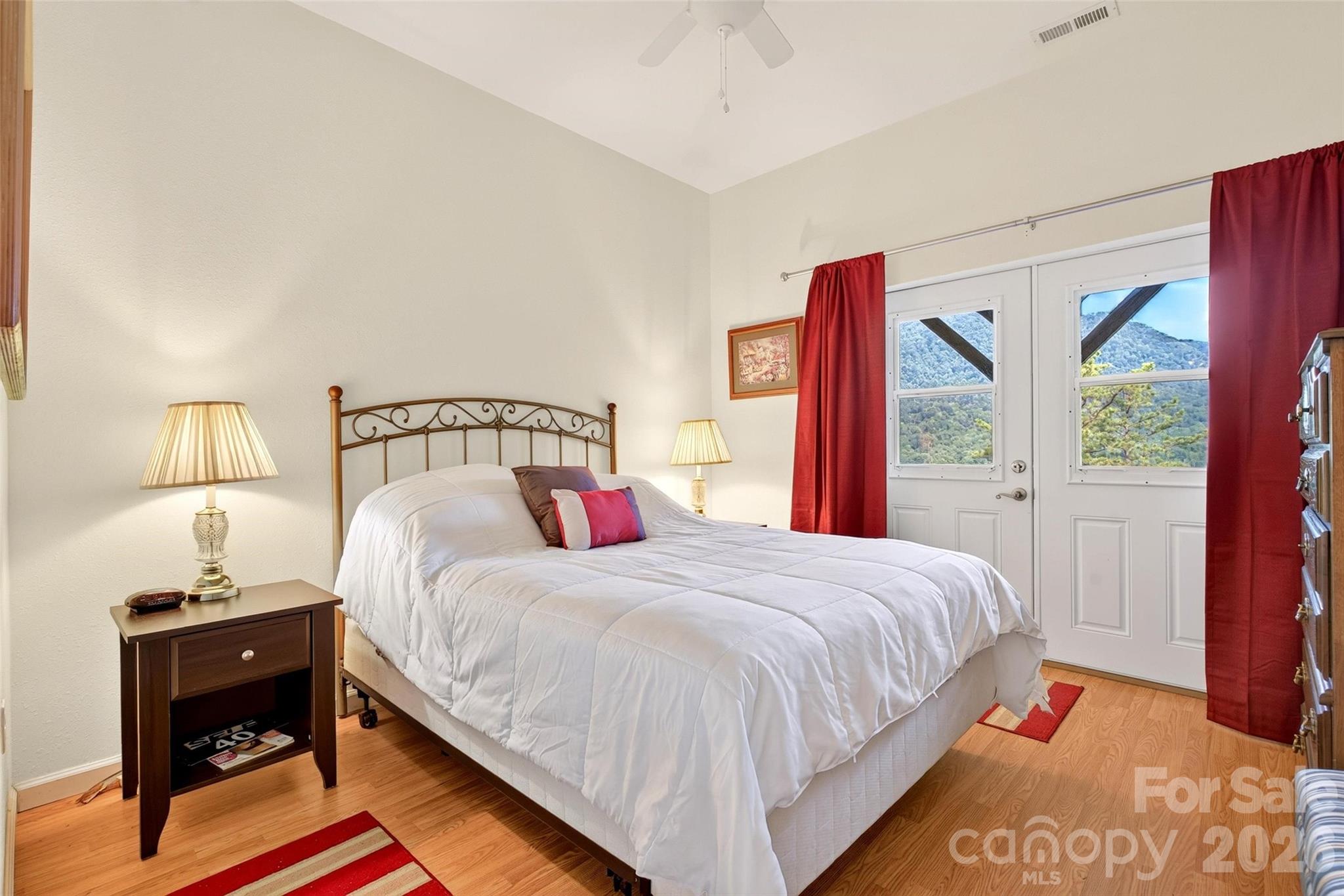 40 E Valley View Drive Property Photo 19