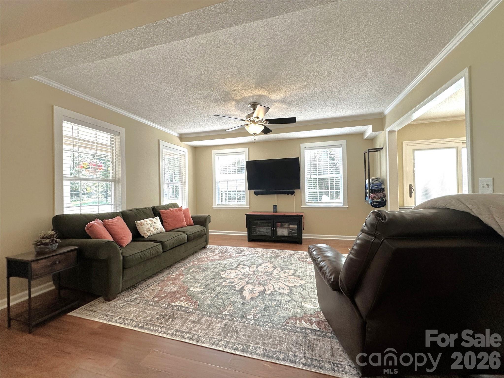 7734 Red Robin Trail Property Photo 4