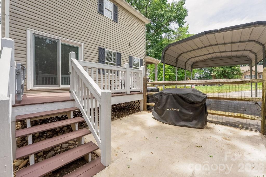 7734 Red Robin Trail Property Photo 17