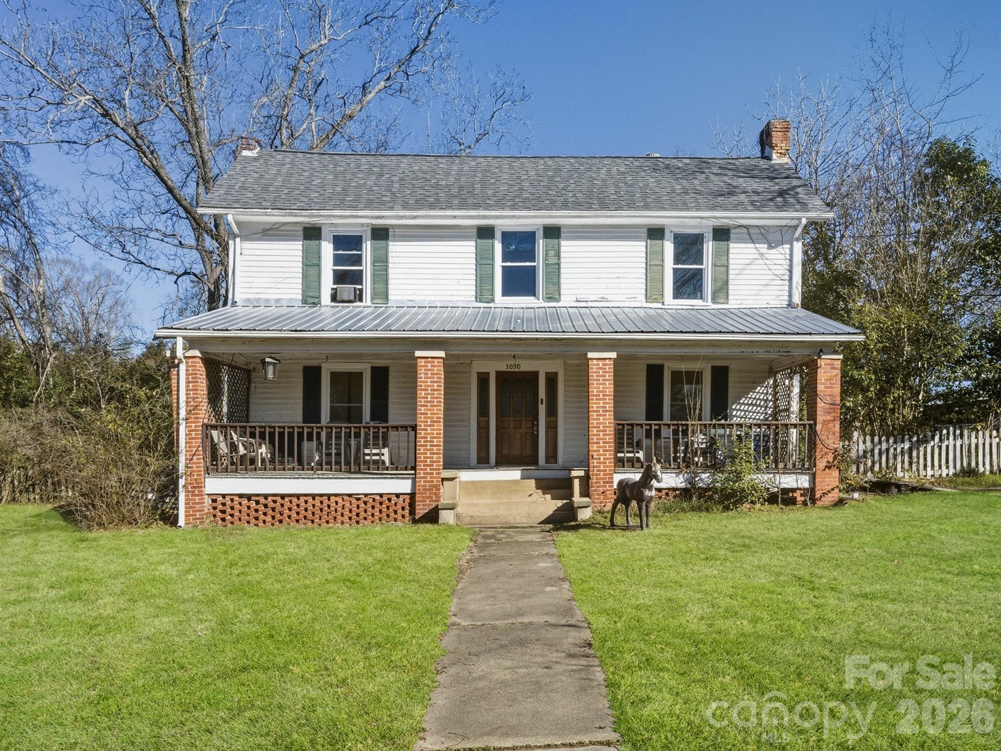 3030 Shannon Street Property Photo 1