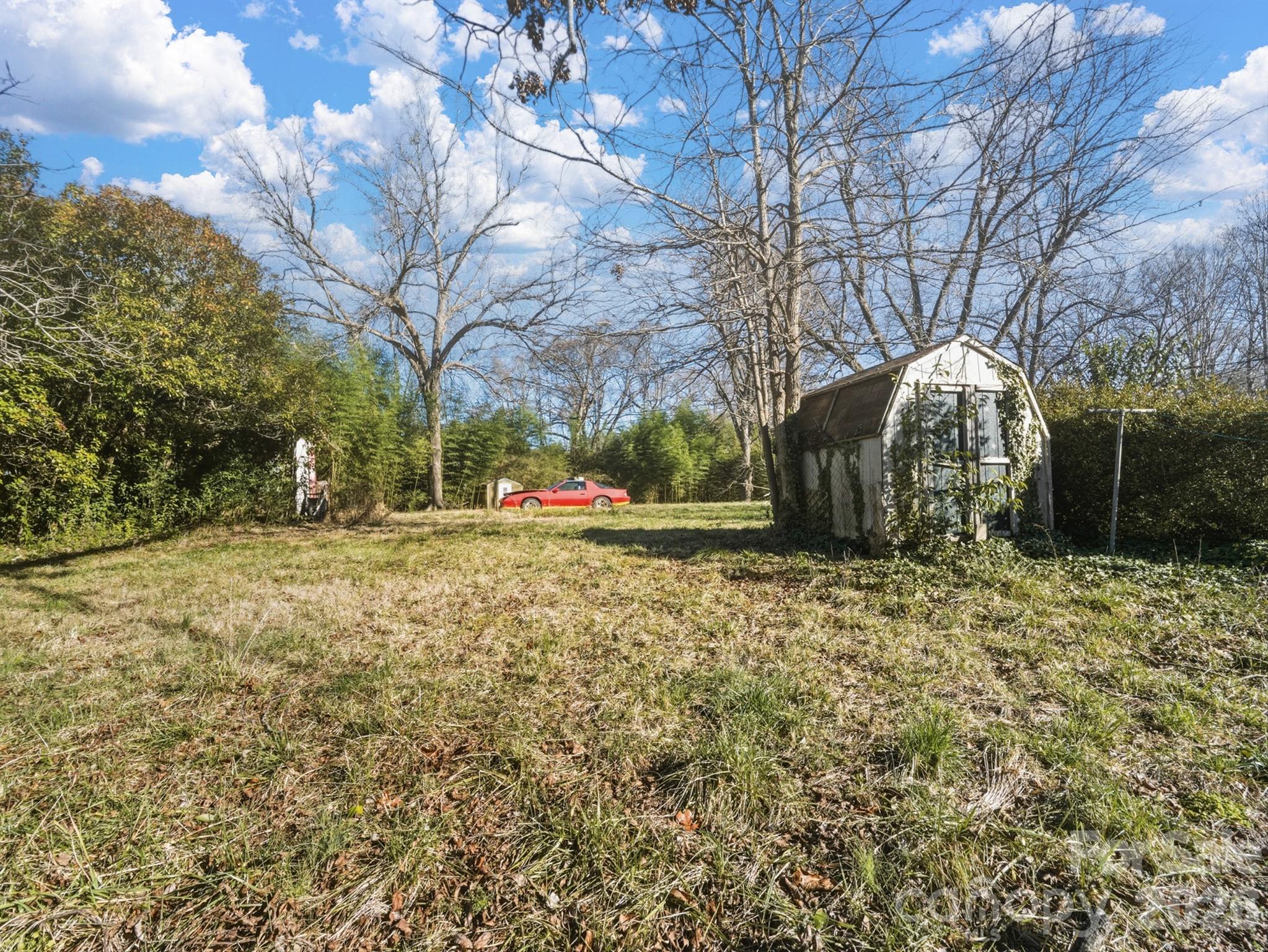 3030 Shannon Street Property Photo 19