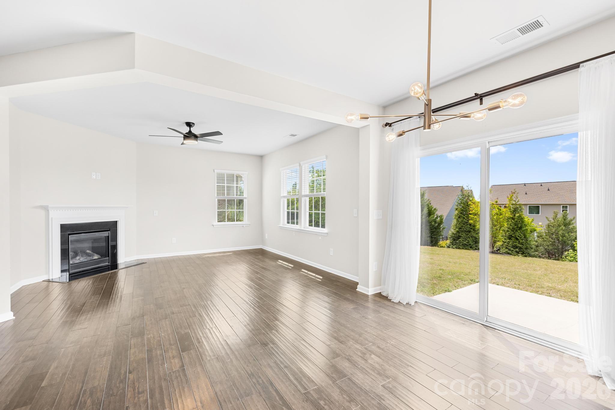 3022 Oakmere Road Property Photo 9