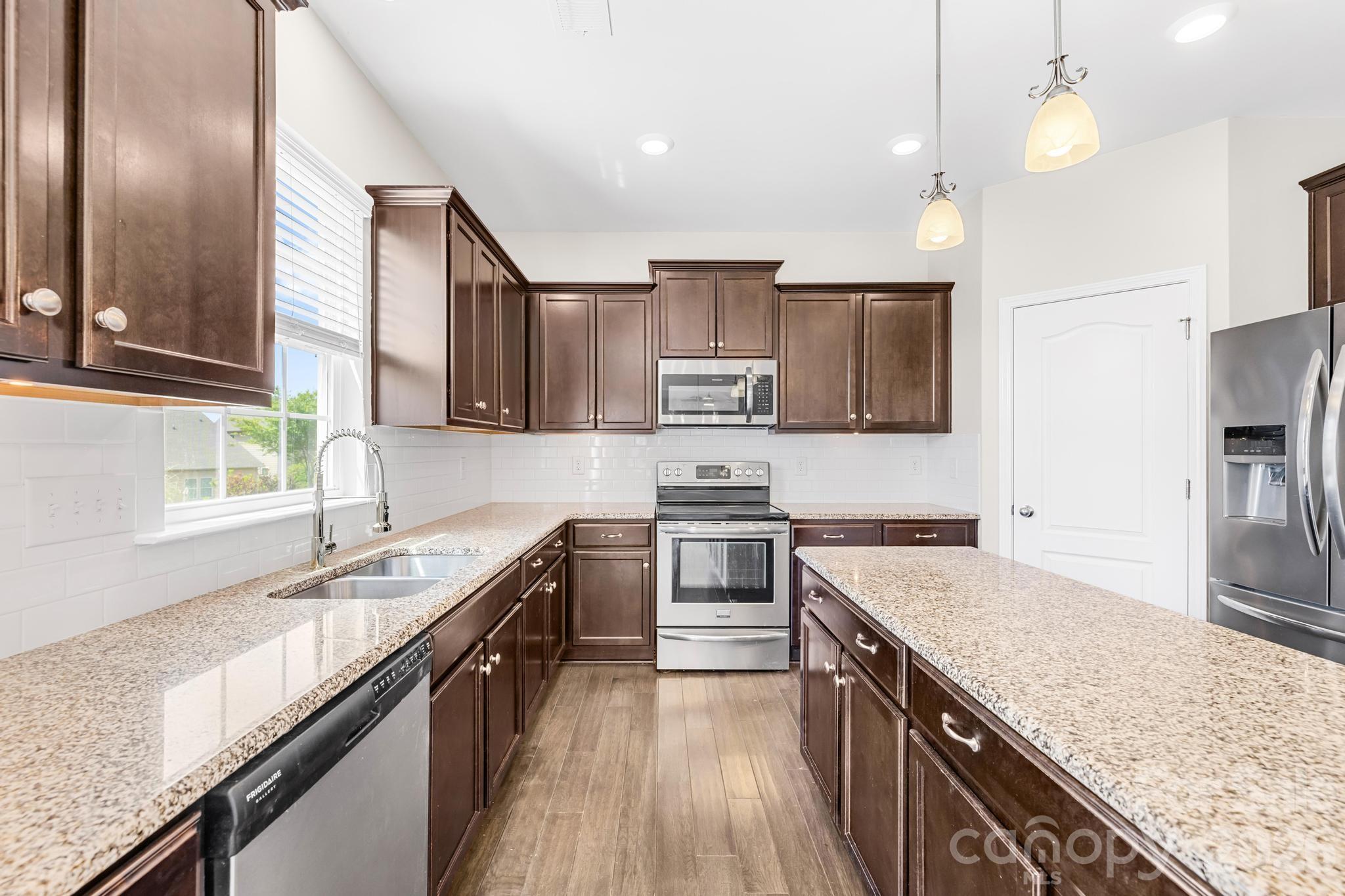 3022 Oakmere Road Property Photo 13
