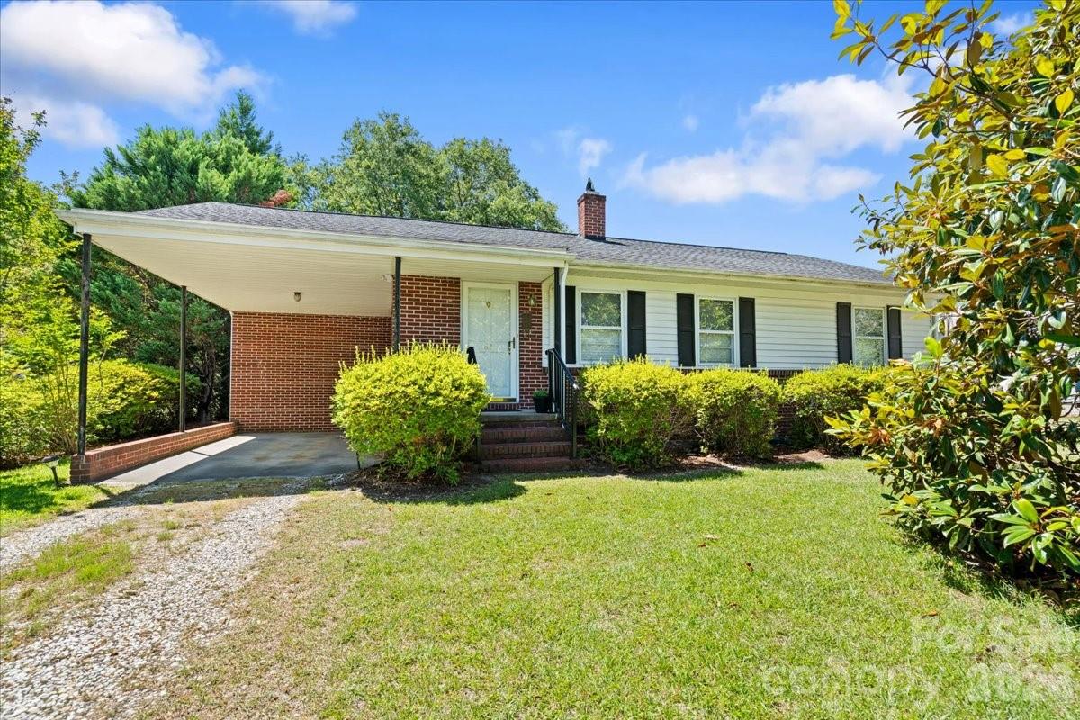 63 Lynn Avenue Property Photo 1