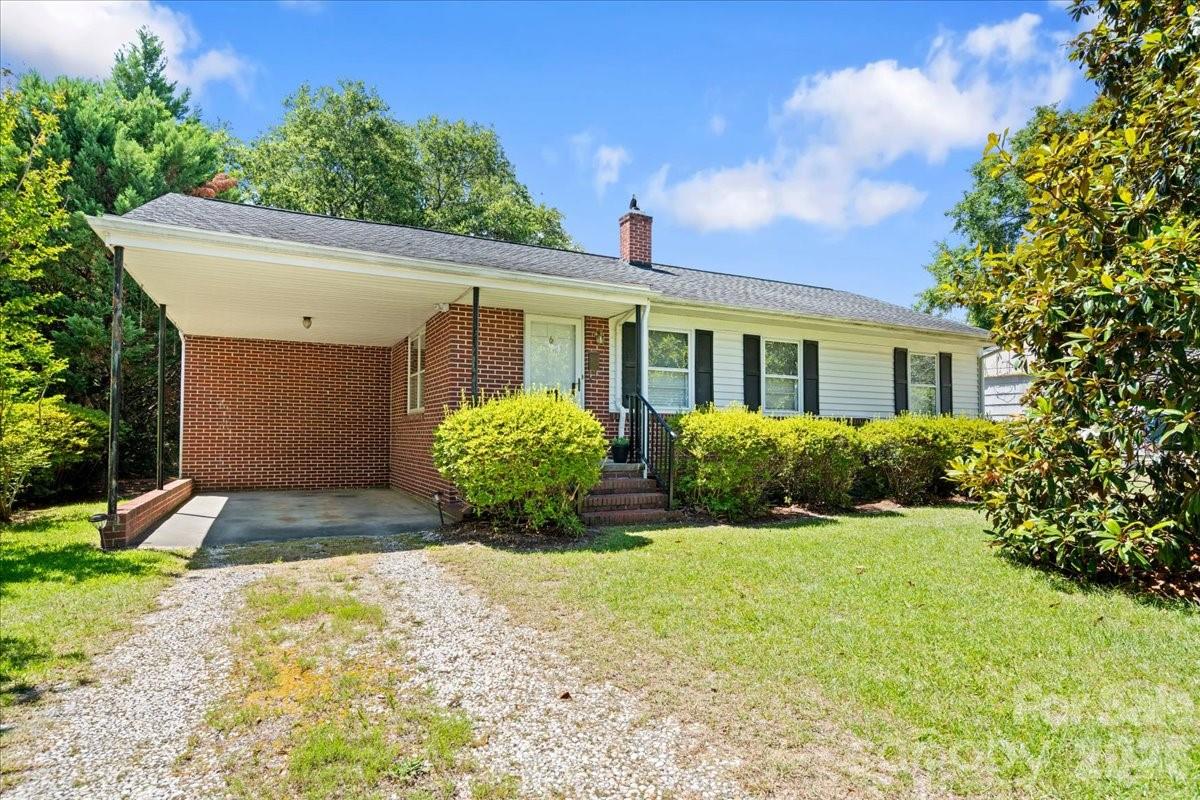 63 Lynn Avenue Property Photo 4