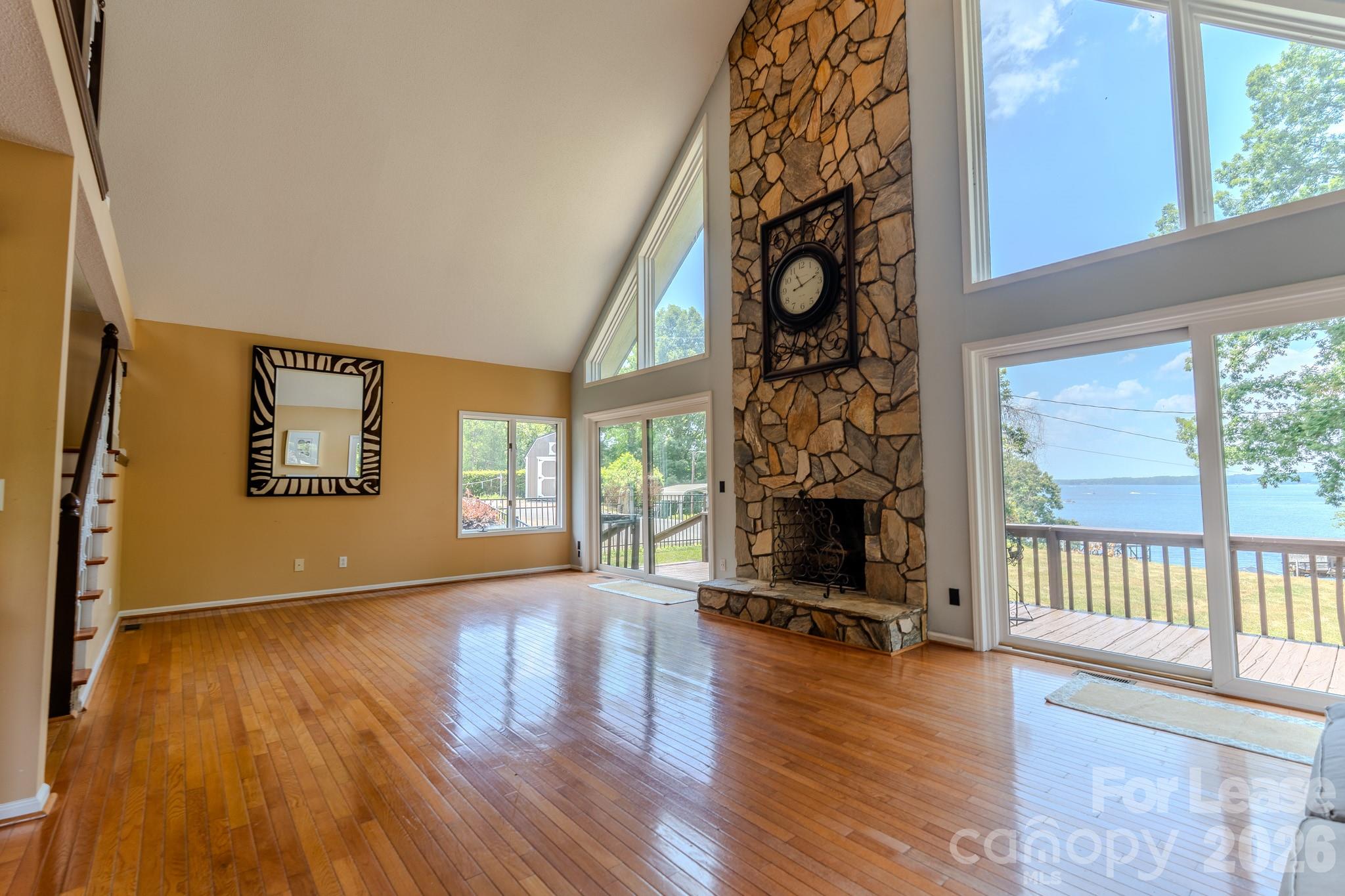 256 Greenbay Road Property Photo 6