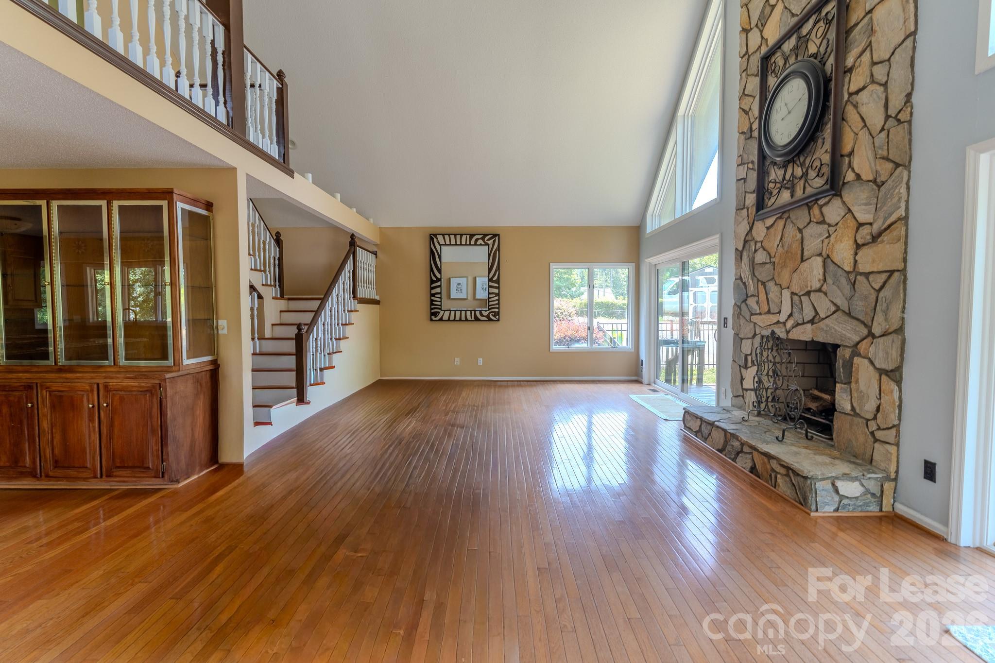 256 Greenbay Road Property Photo 7