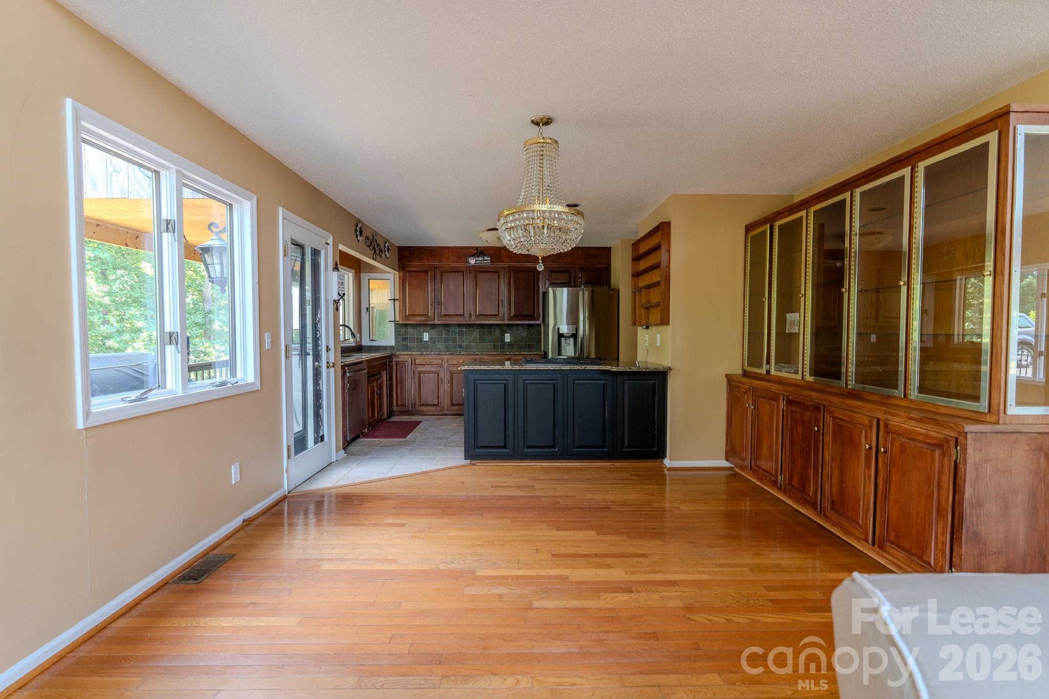 256 Greenbay Road Property Photo 8