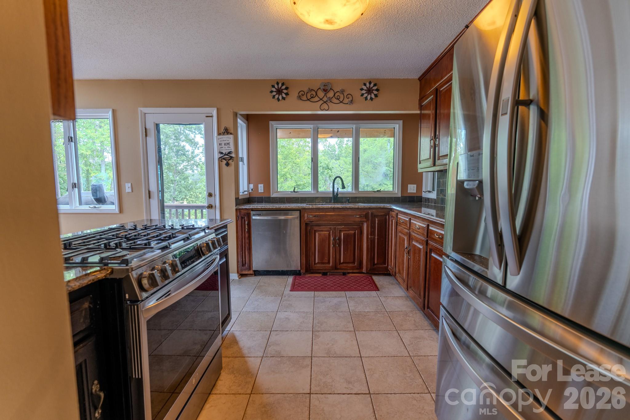 256 Greenbay Road Property Photo 14