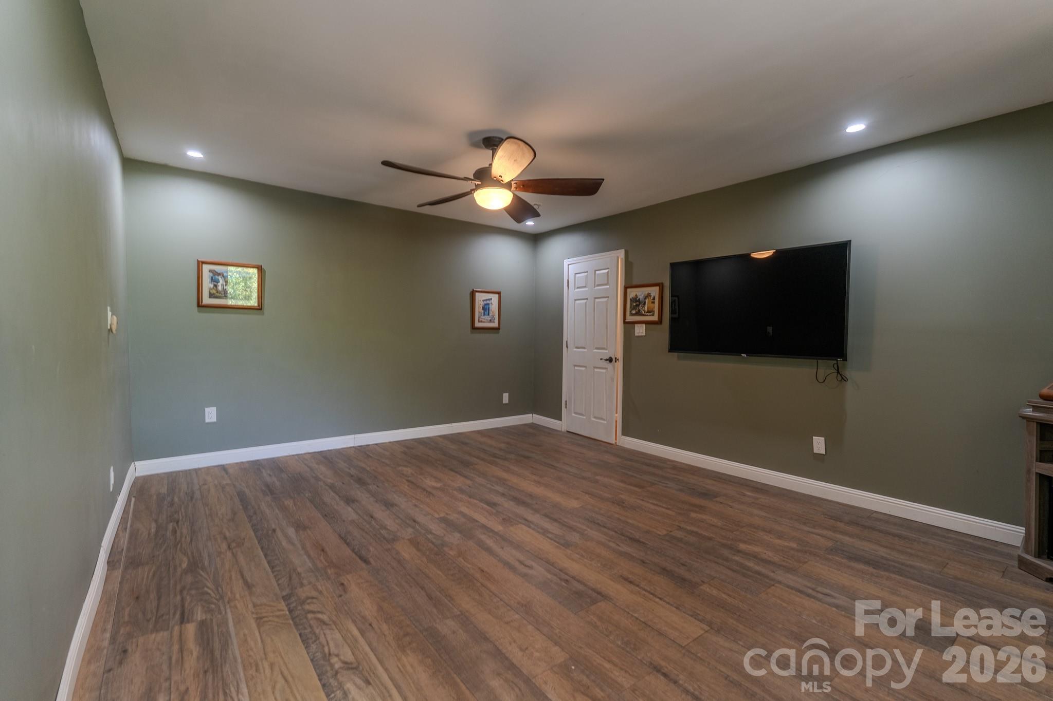 256 Greenbay Road Property Photo 19